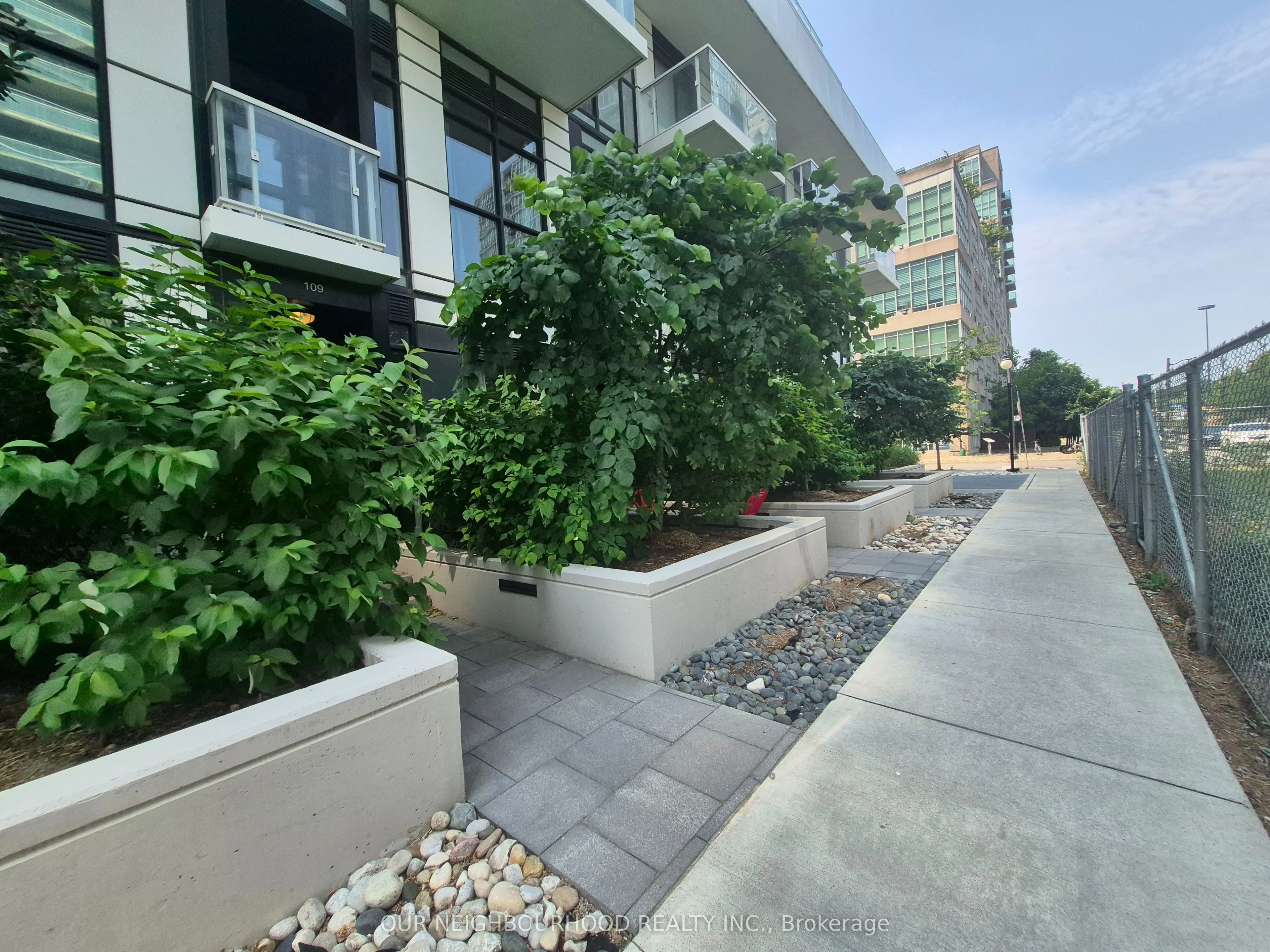 251 Manitoba Street, #109