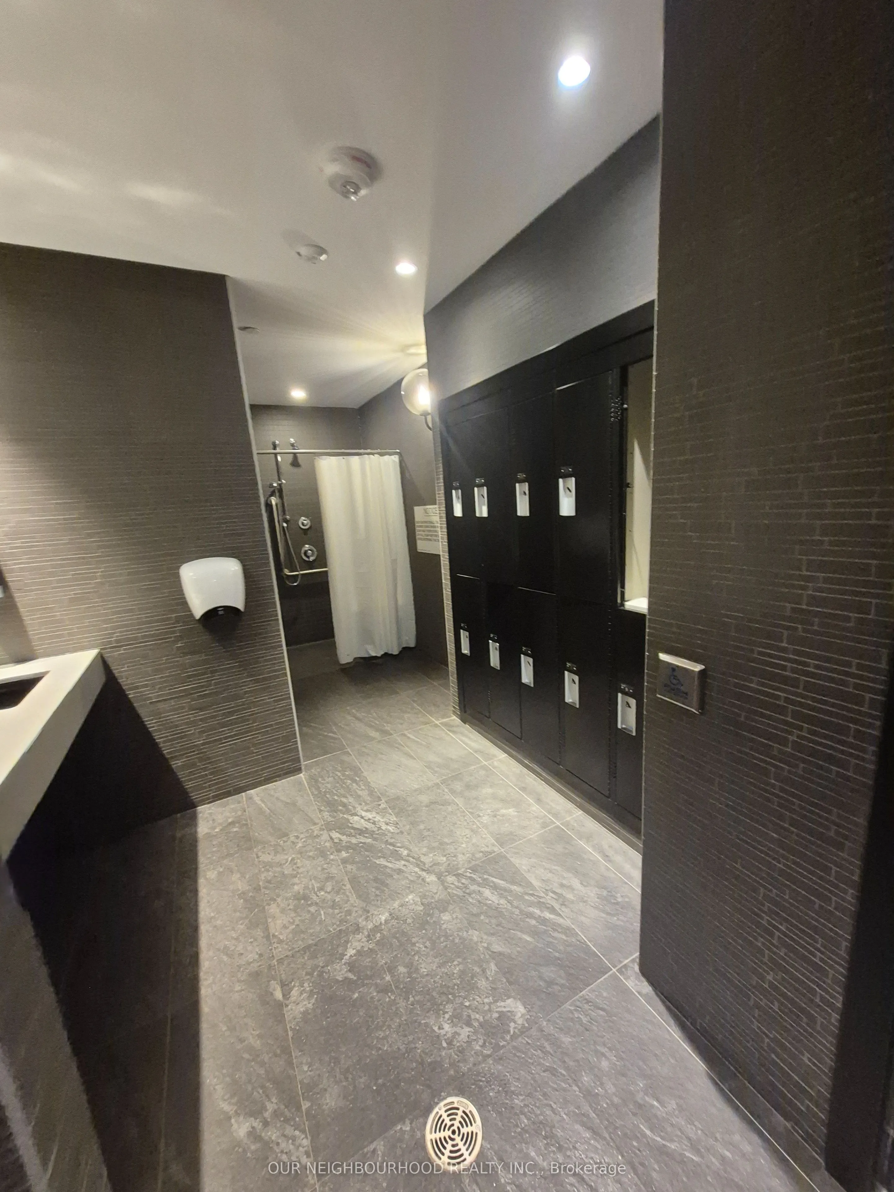 251 Manitoba Street, #109