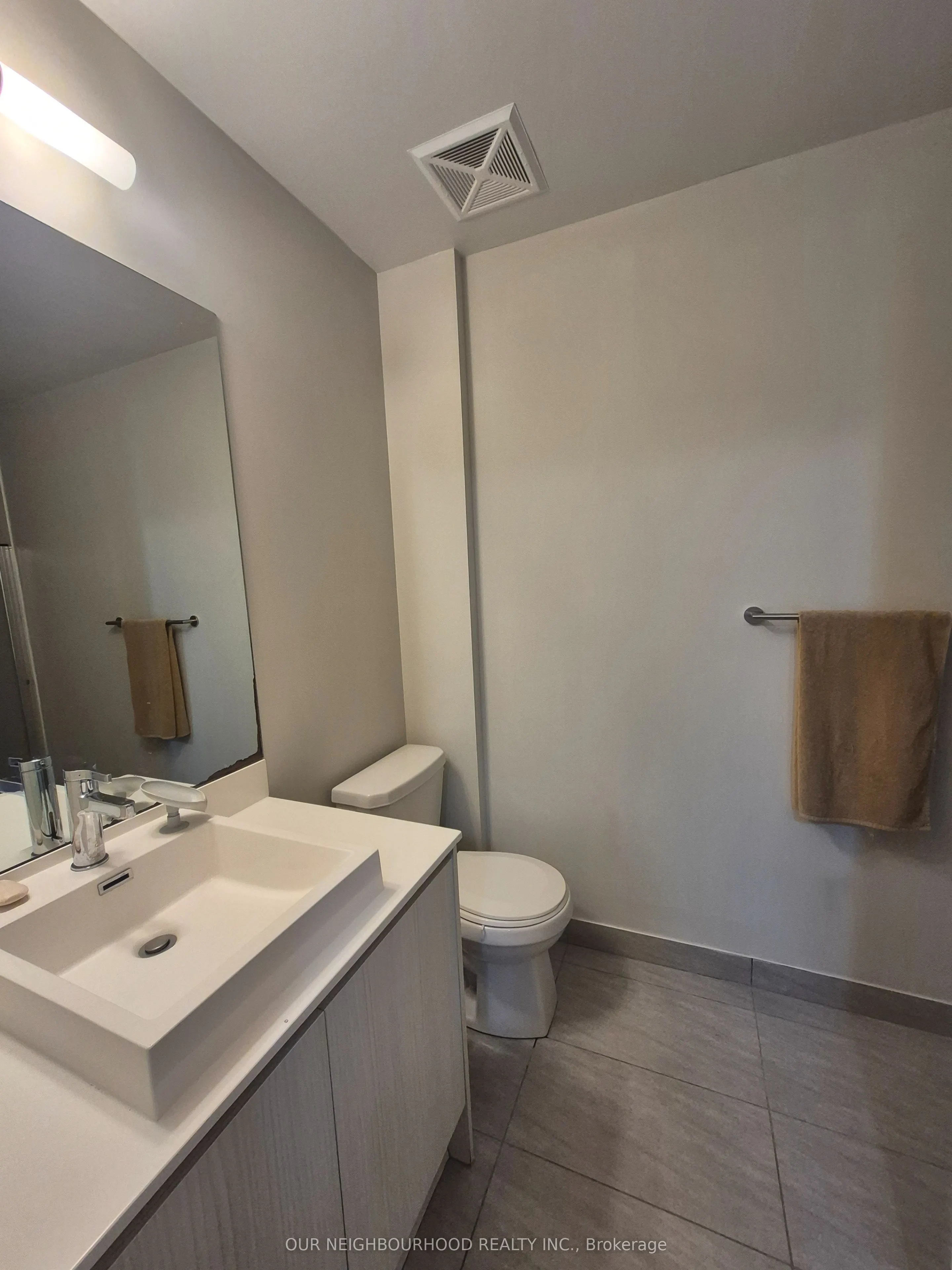 251 Manitoba Street, #109