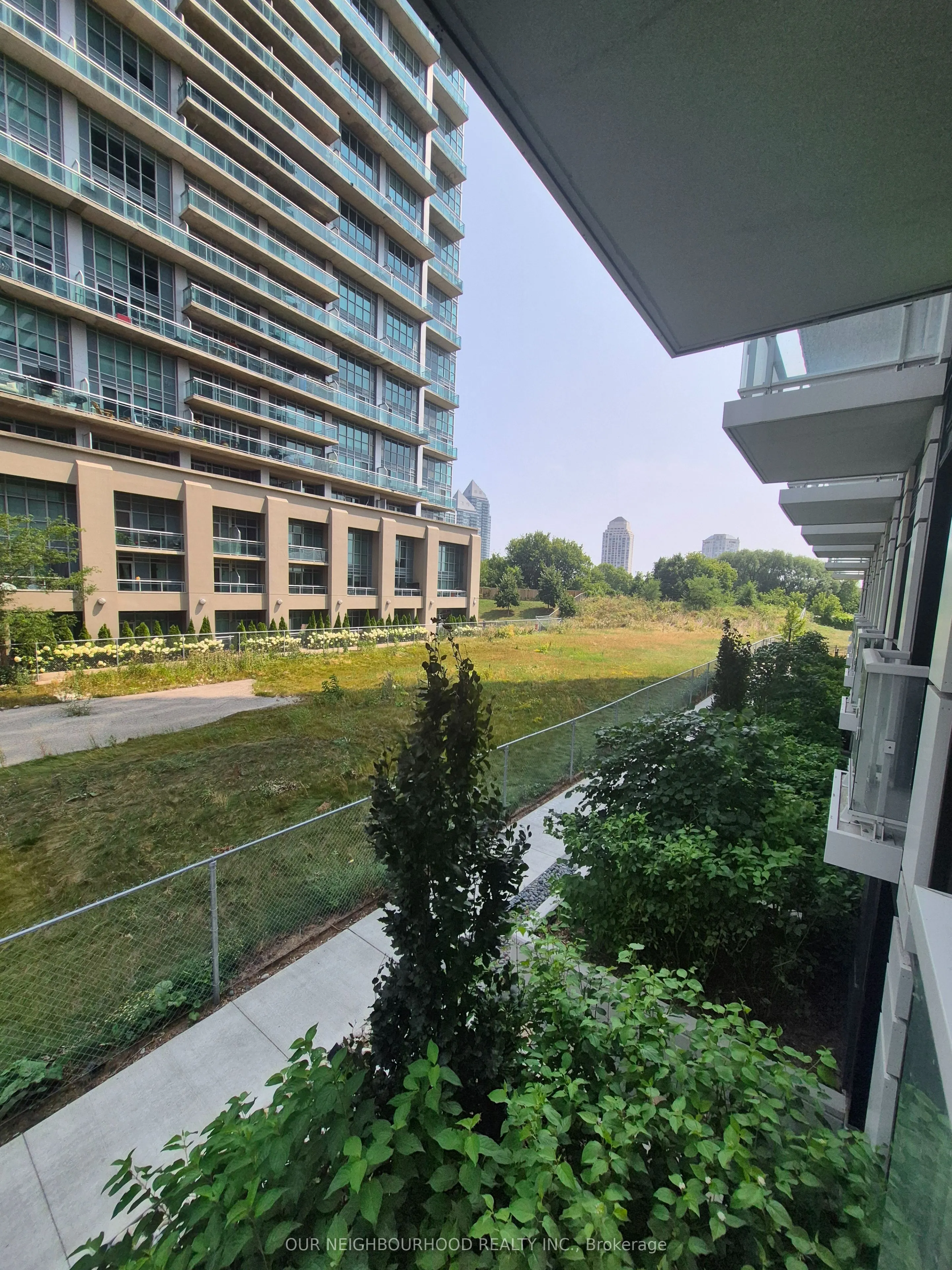 251 Manitoba Street, #109