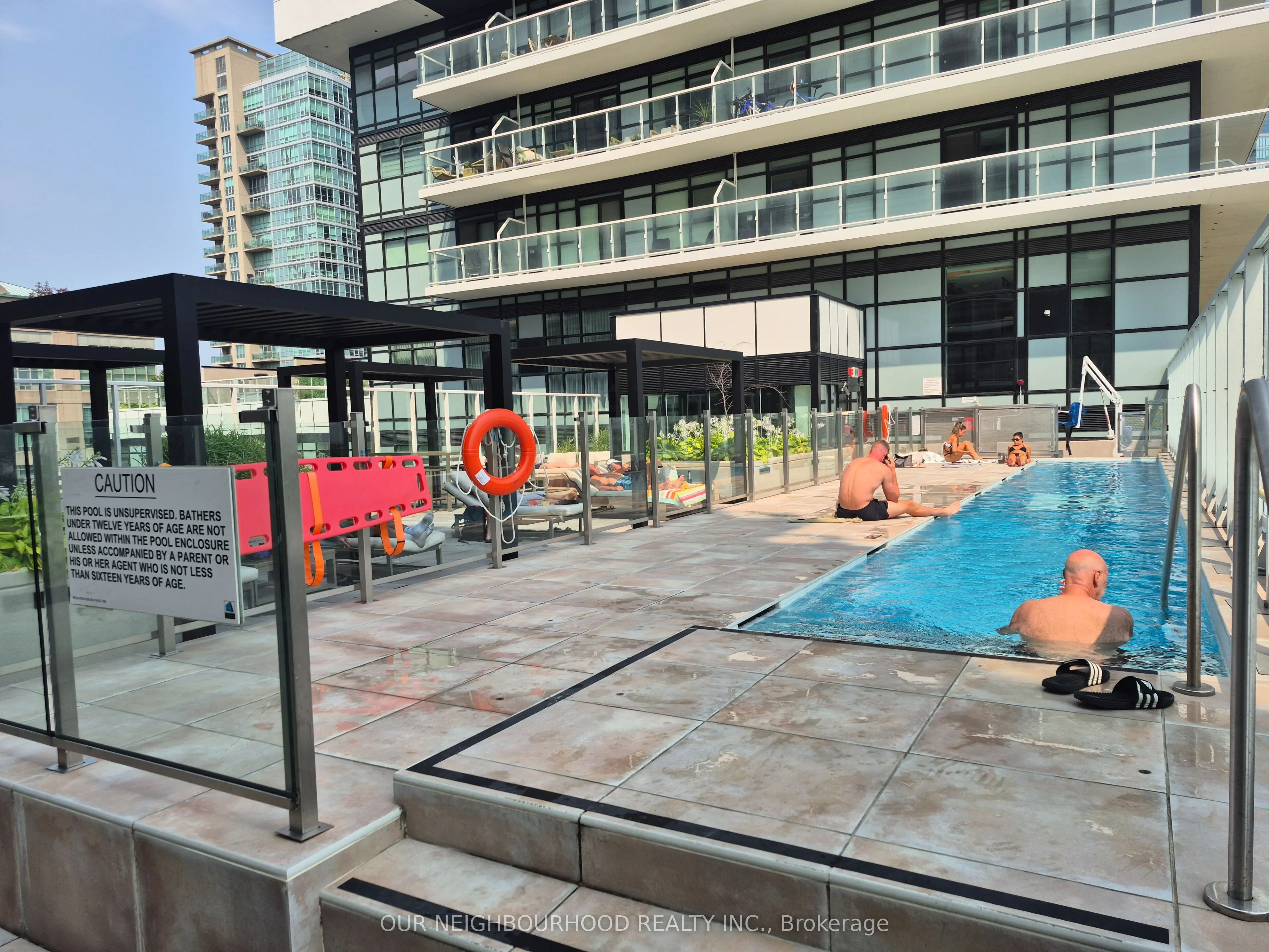 251 Manitoba Street, #109