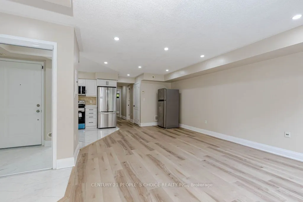 47 Hays Boulevard, #25