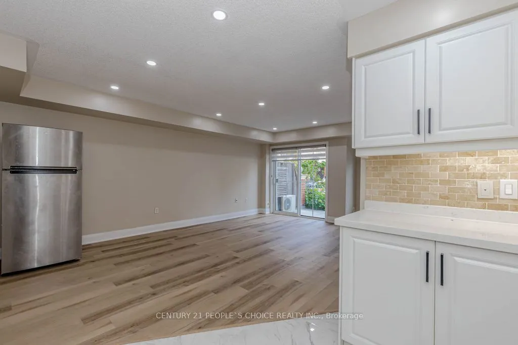 47 Hays Boulevard, #25
