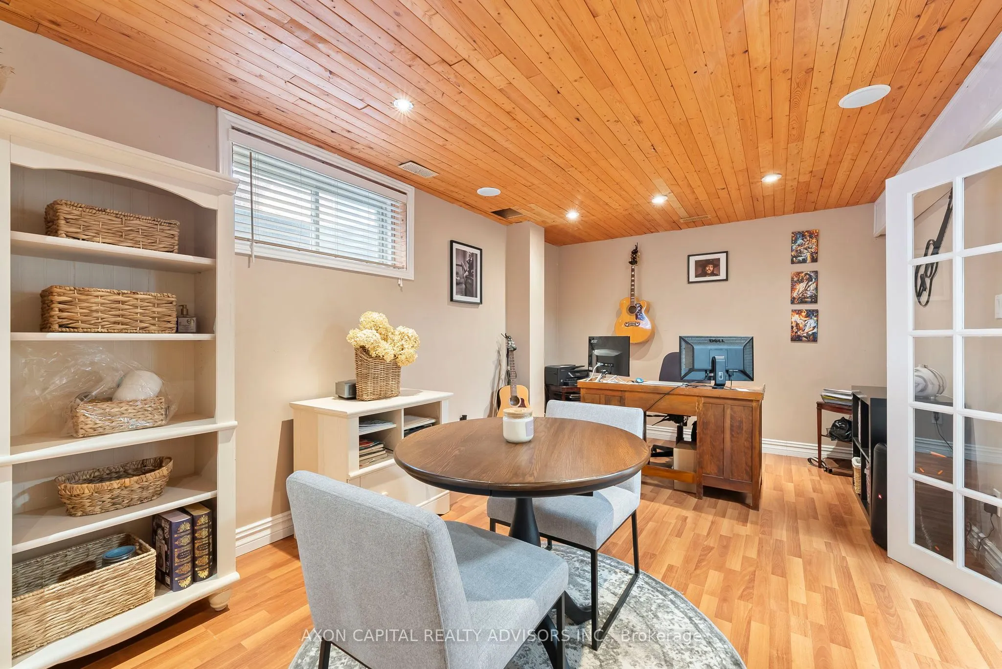 82 Spencer Avenue