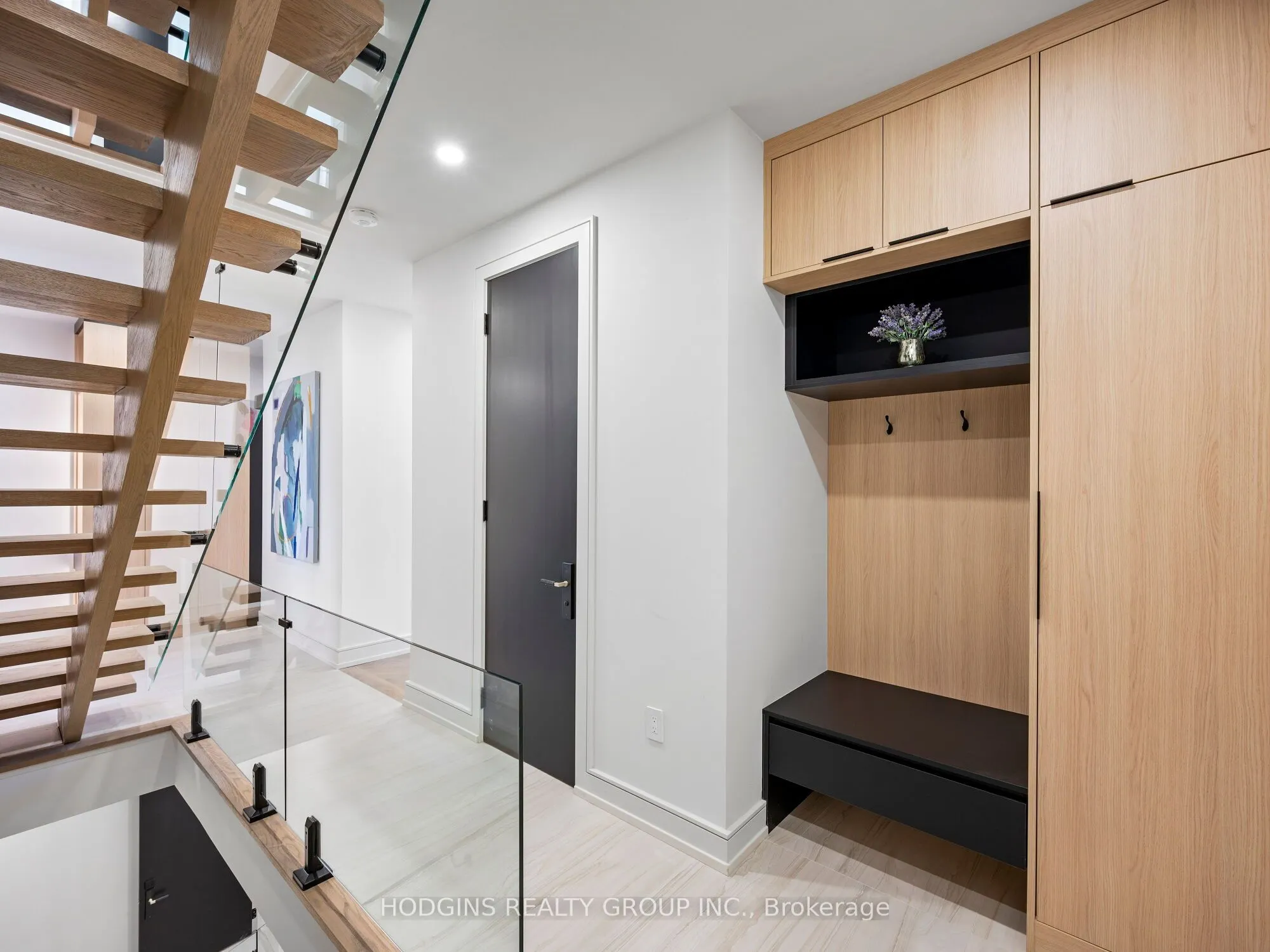 855 Tenth Street
