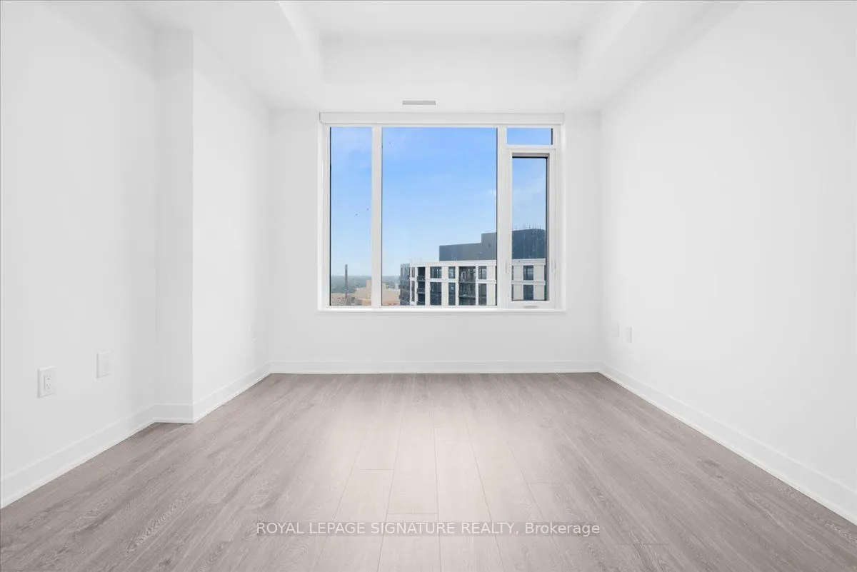 2495 Eglinton Avenue W, #1111