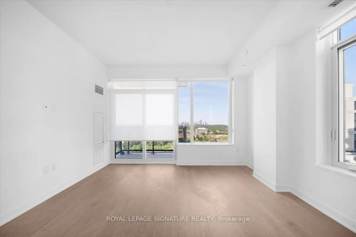 2495 Eglinton Avenue W, #1111