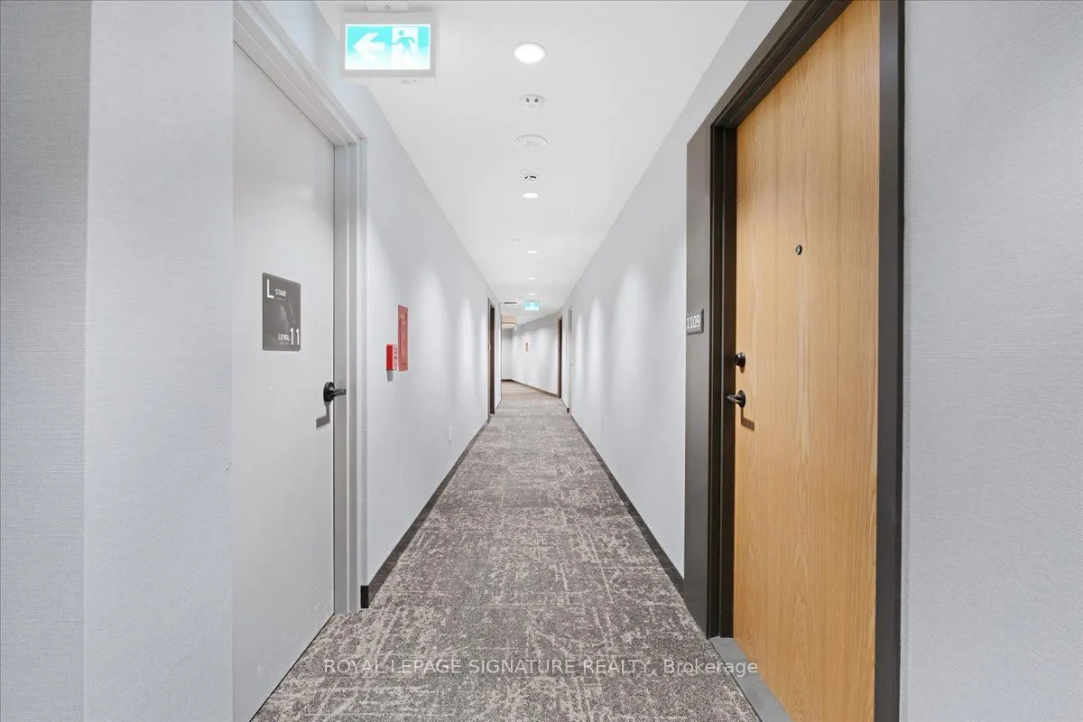 2495 Eglinton Avenue W, #1111