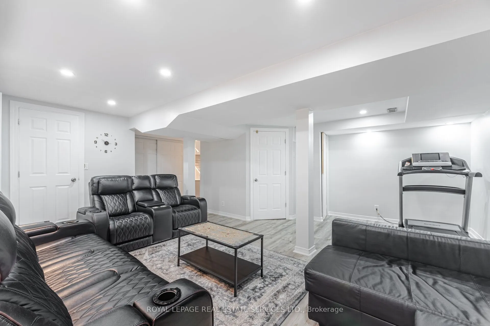 833 Scollard Court, #30