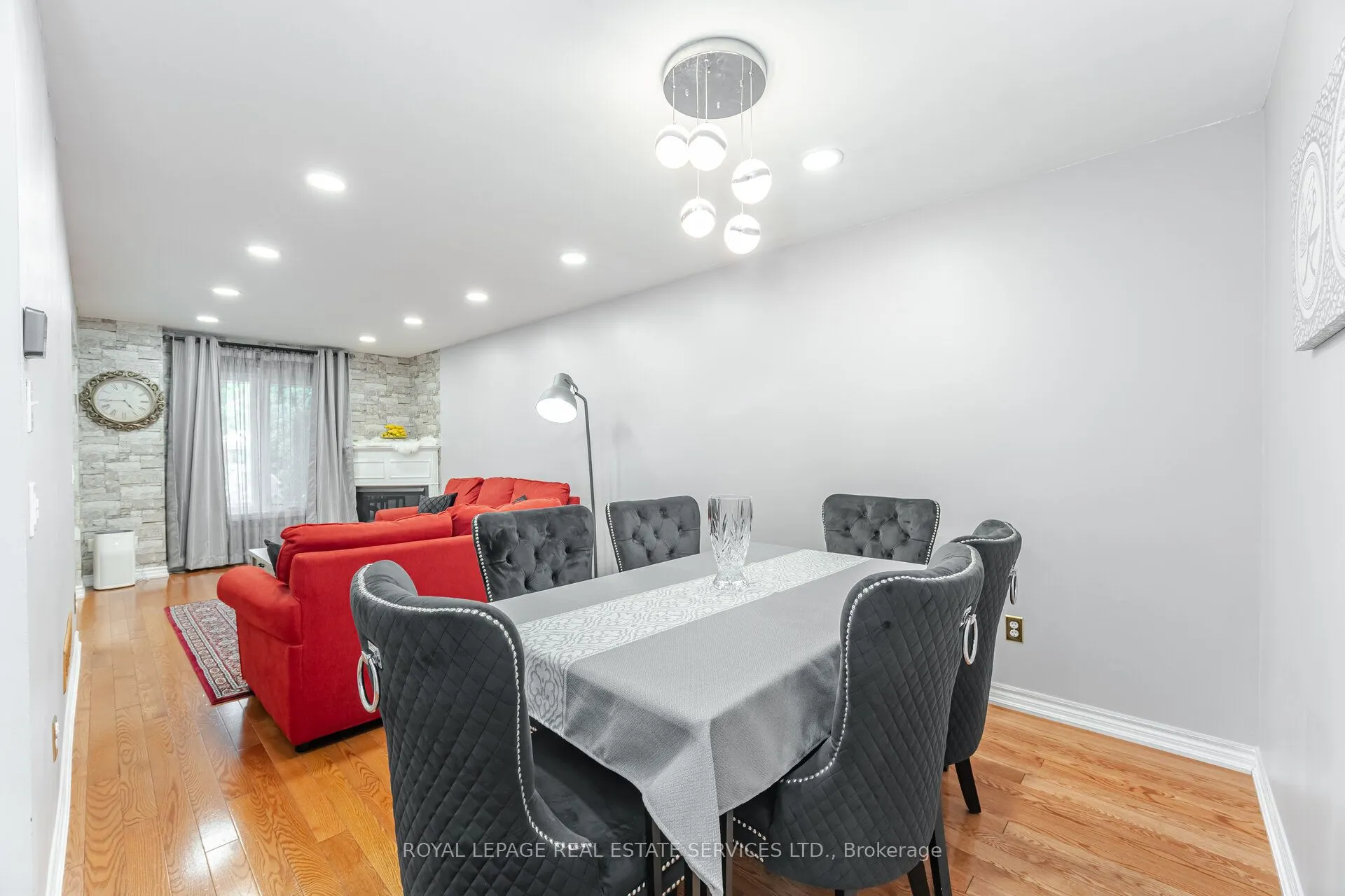 833 Scollard Court, #30