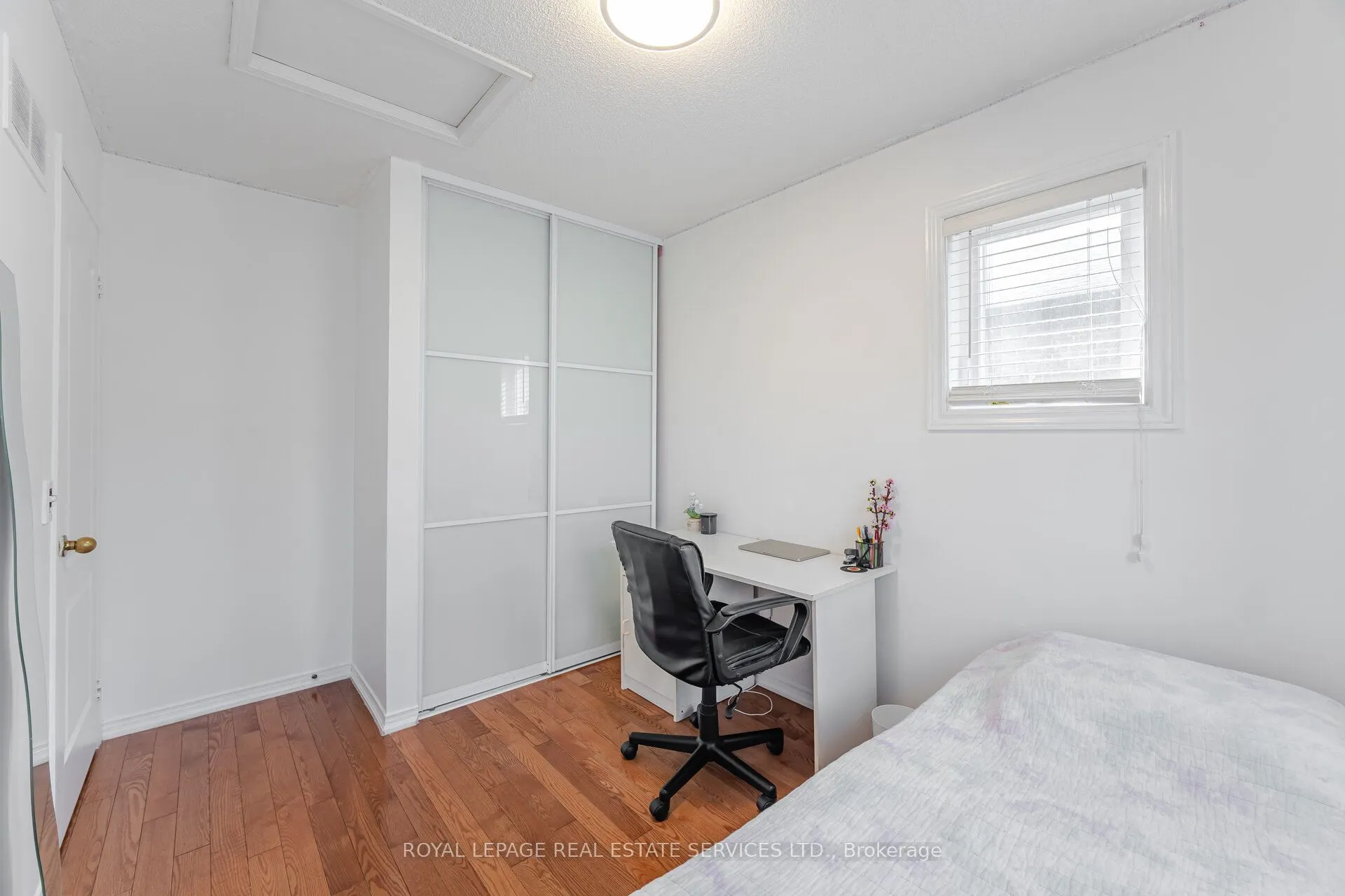 833 Scollard Court, #30