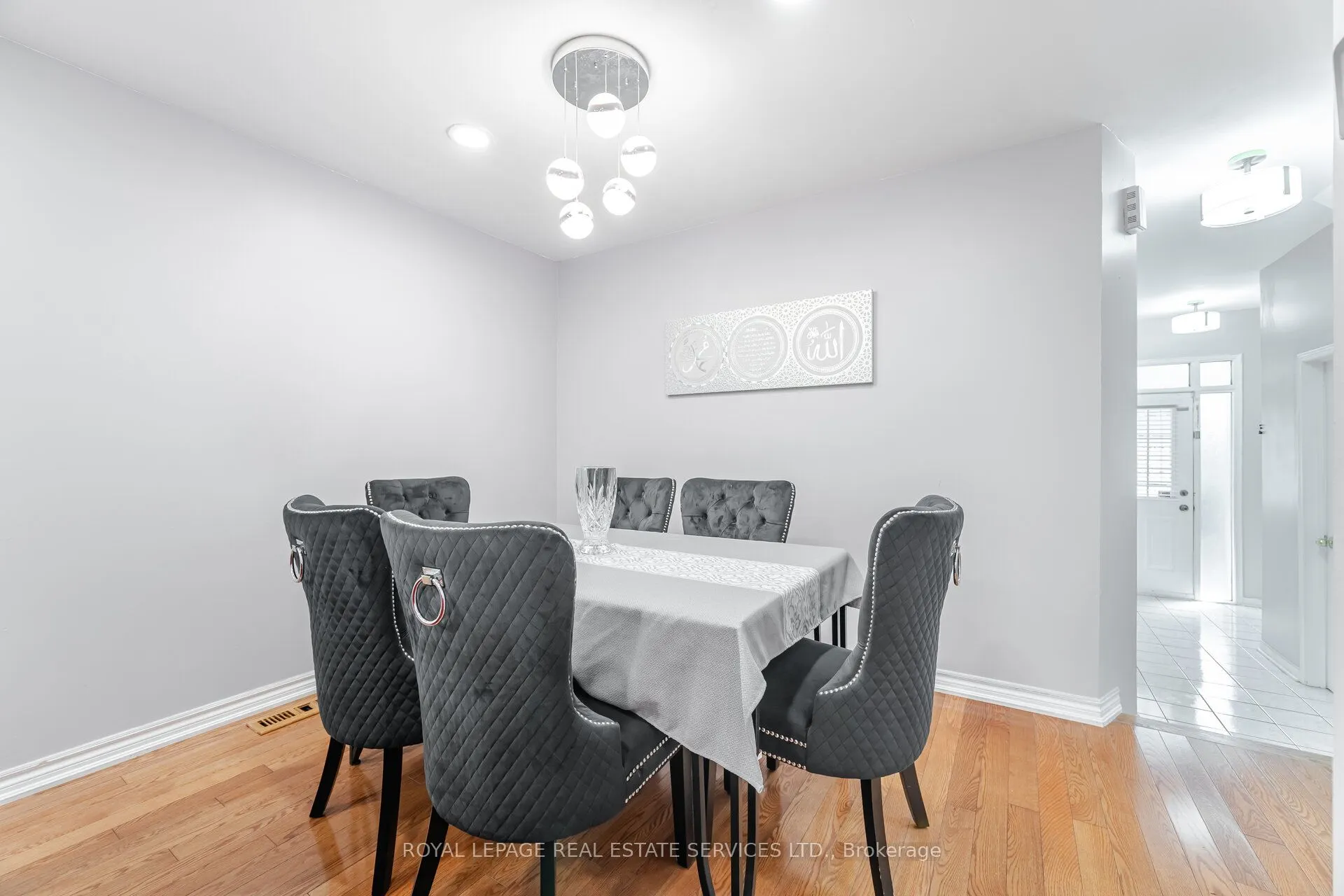 833 Scollard Court, #30