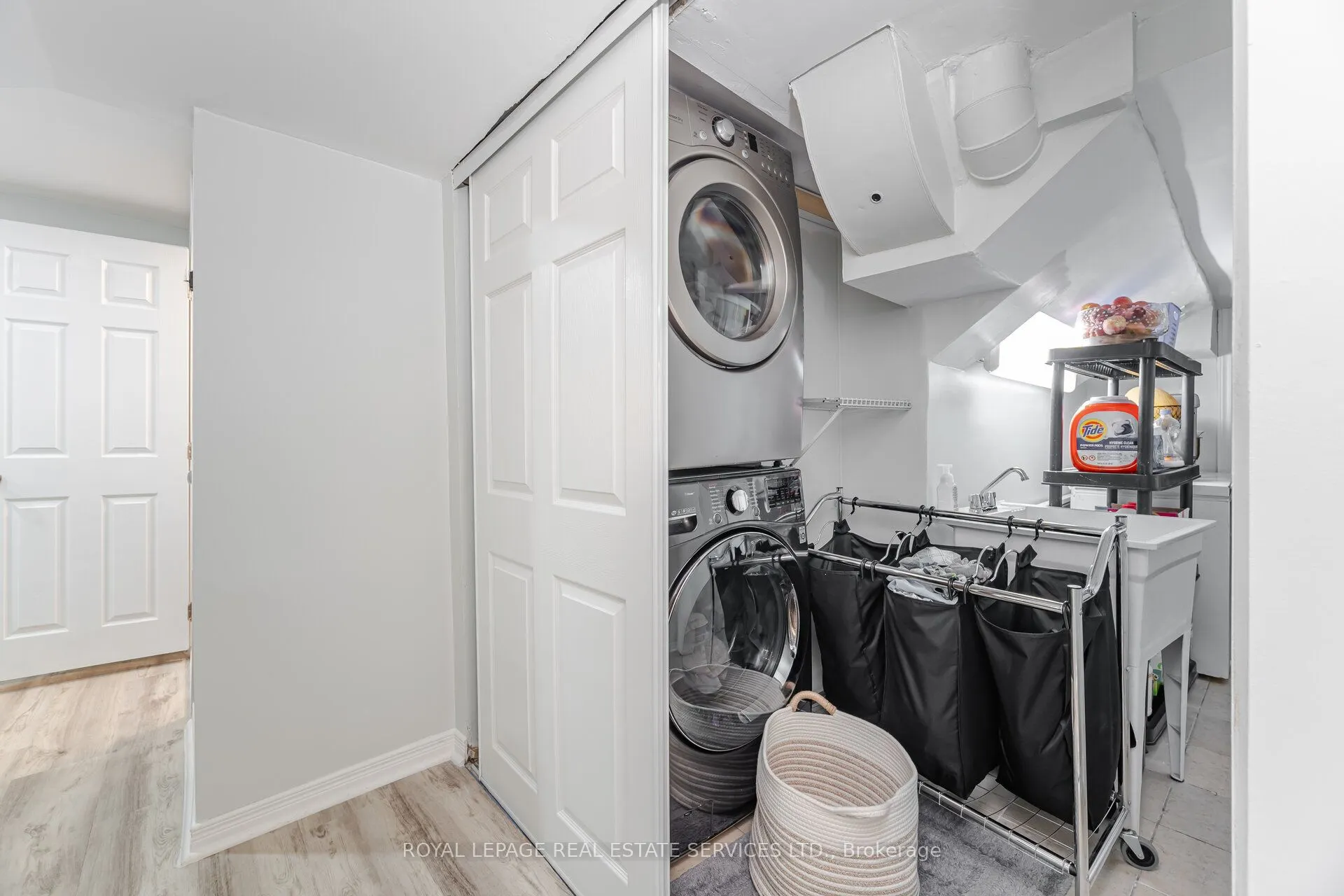 833 Scollard Court, #30