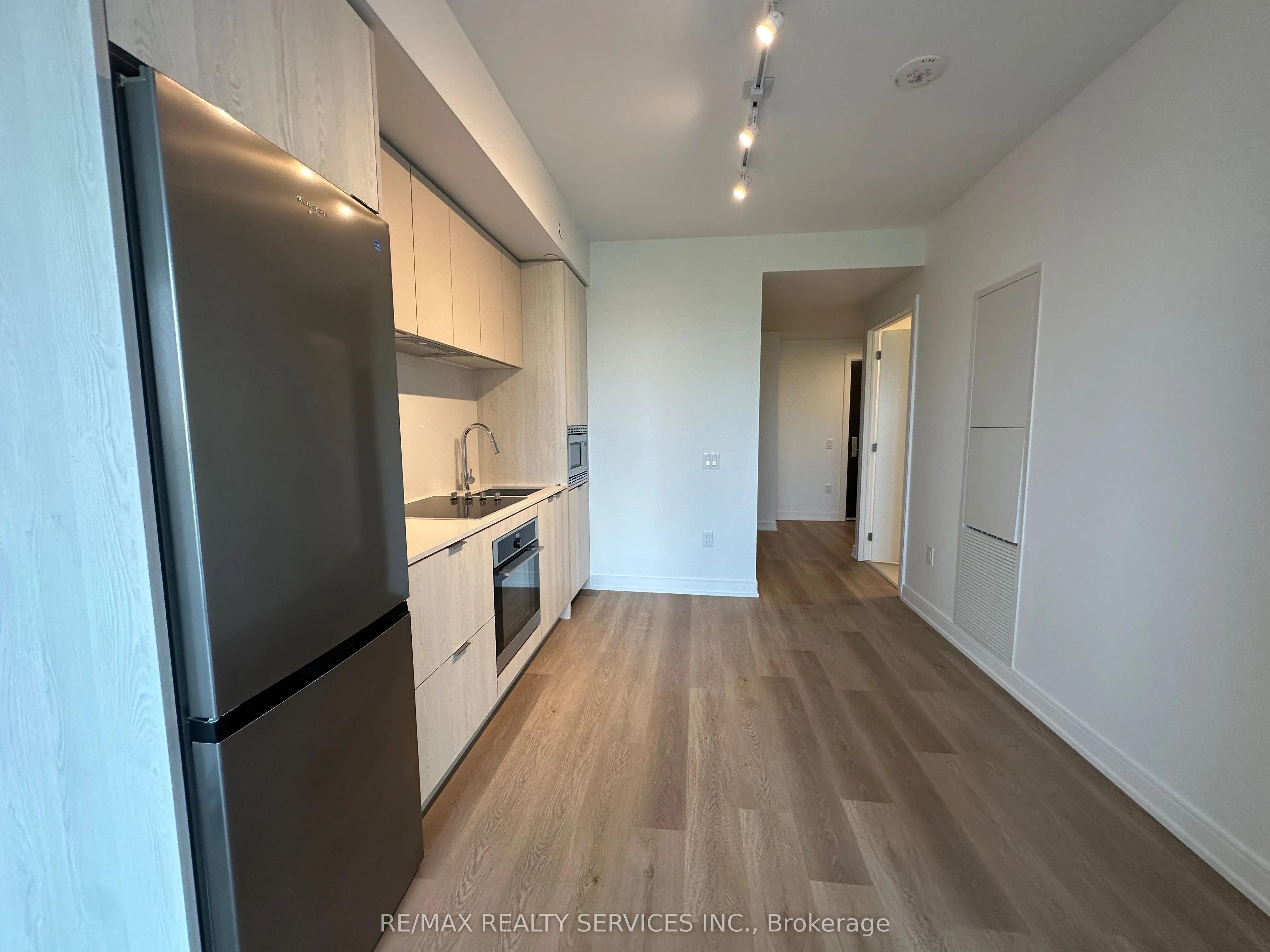 3009 Novar Road, #429
