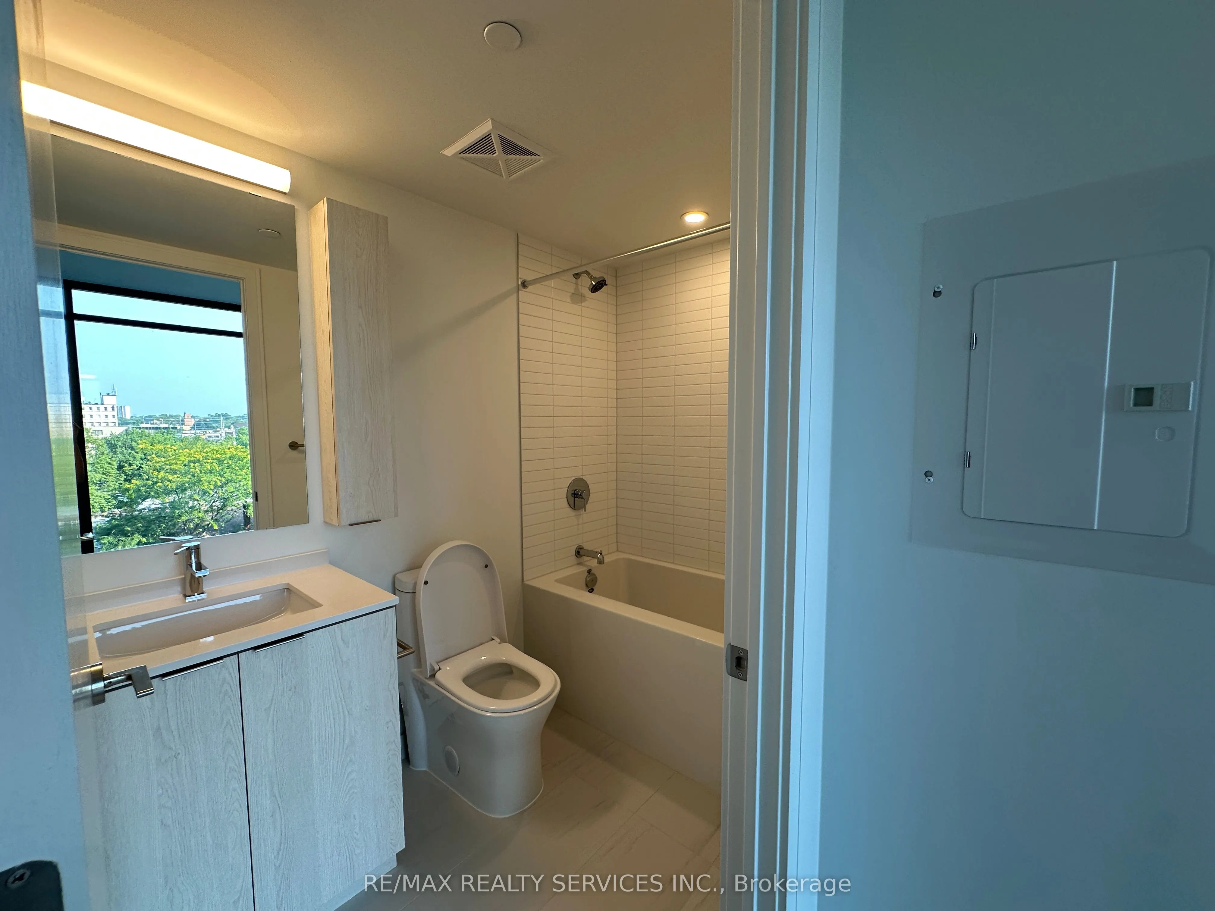 3009 Novar Road, #429