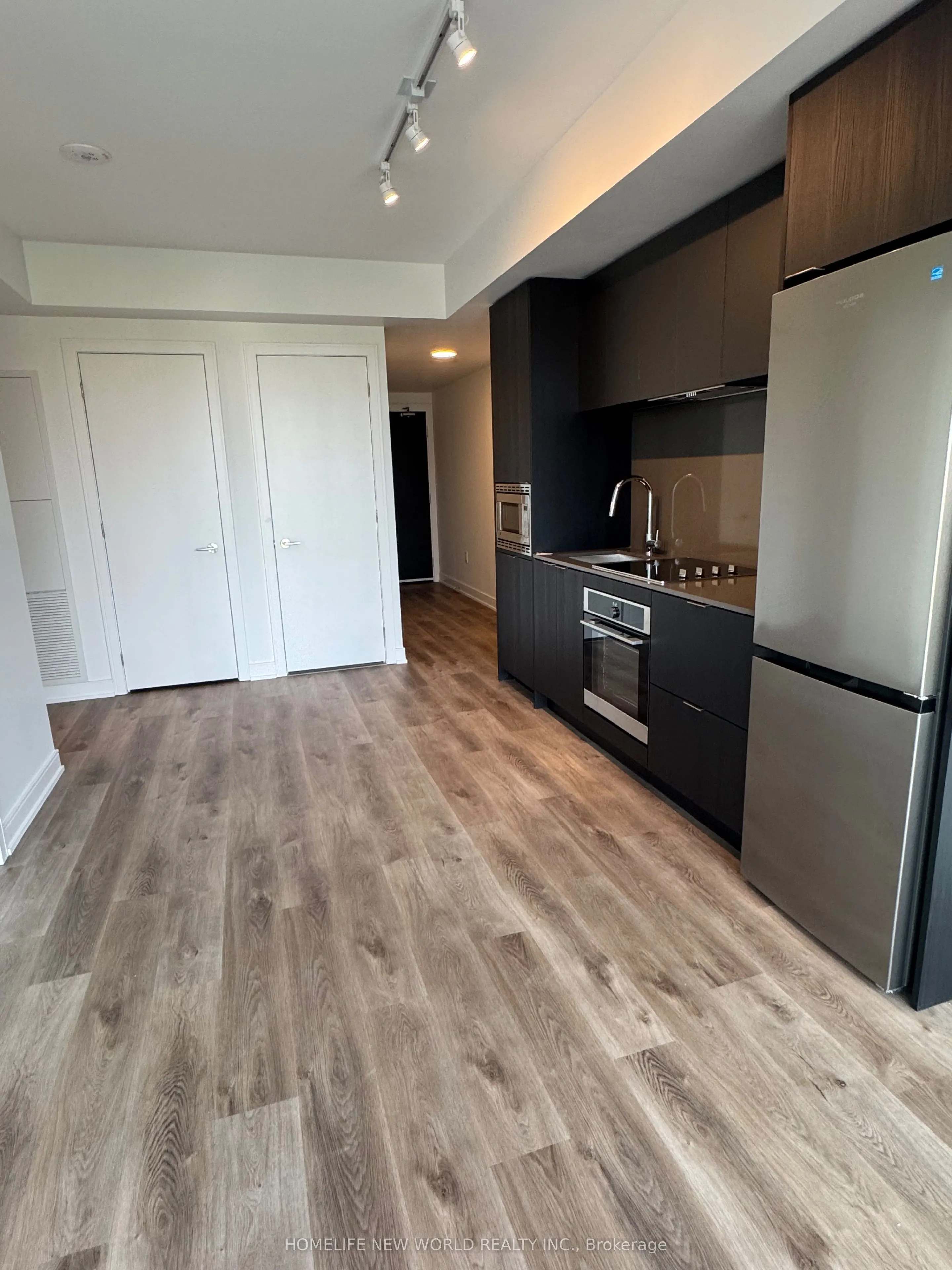 3009 Novar Road, #632