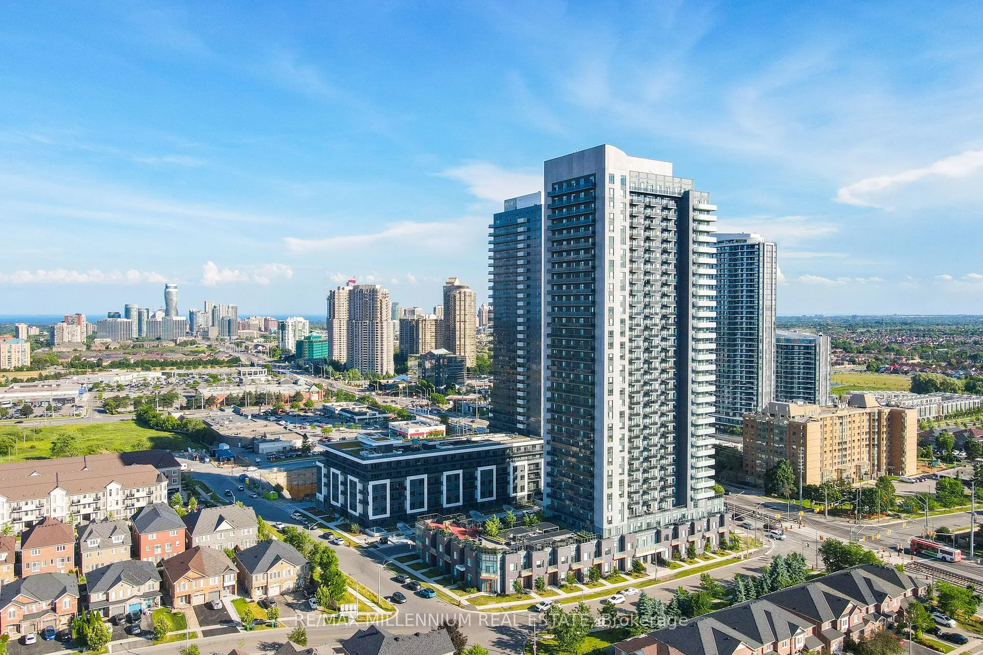 8 Nahani Way, #2921