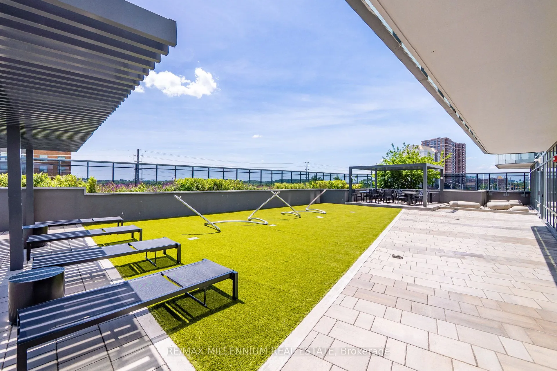 8 Nahani Way, #2921