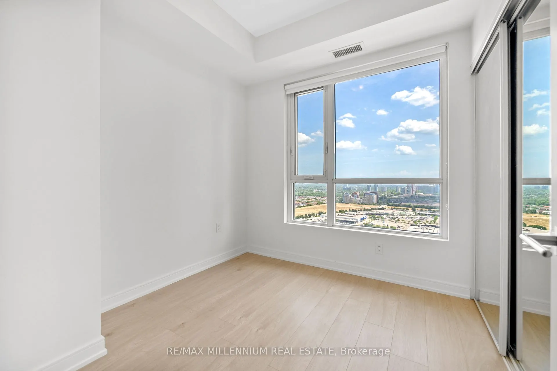 8 Nahani Way, #2921