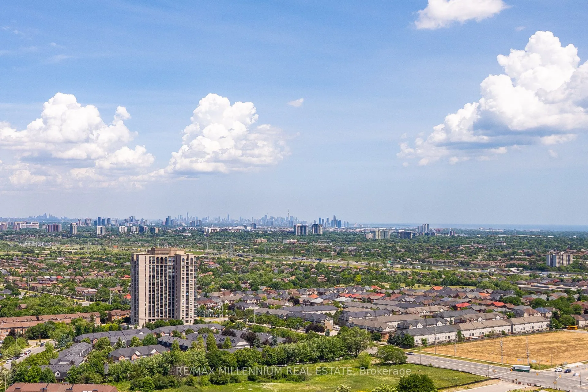 8 Nahani Way, #2921