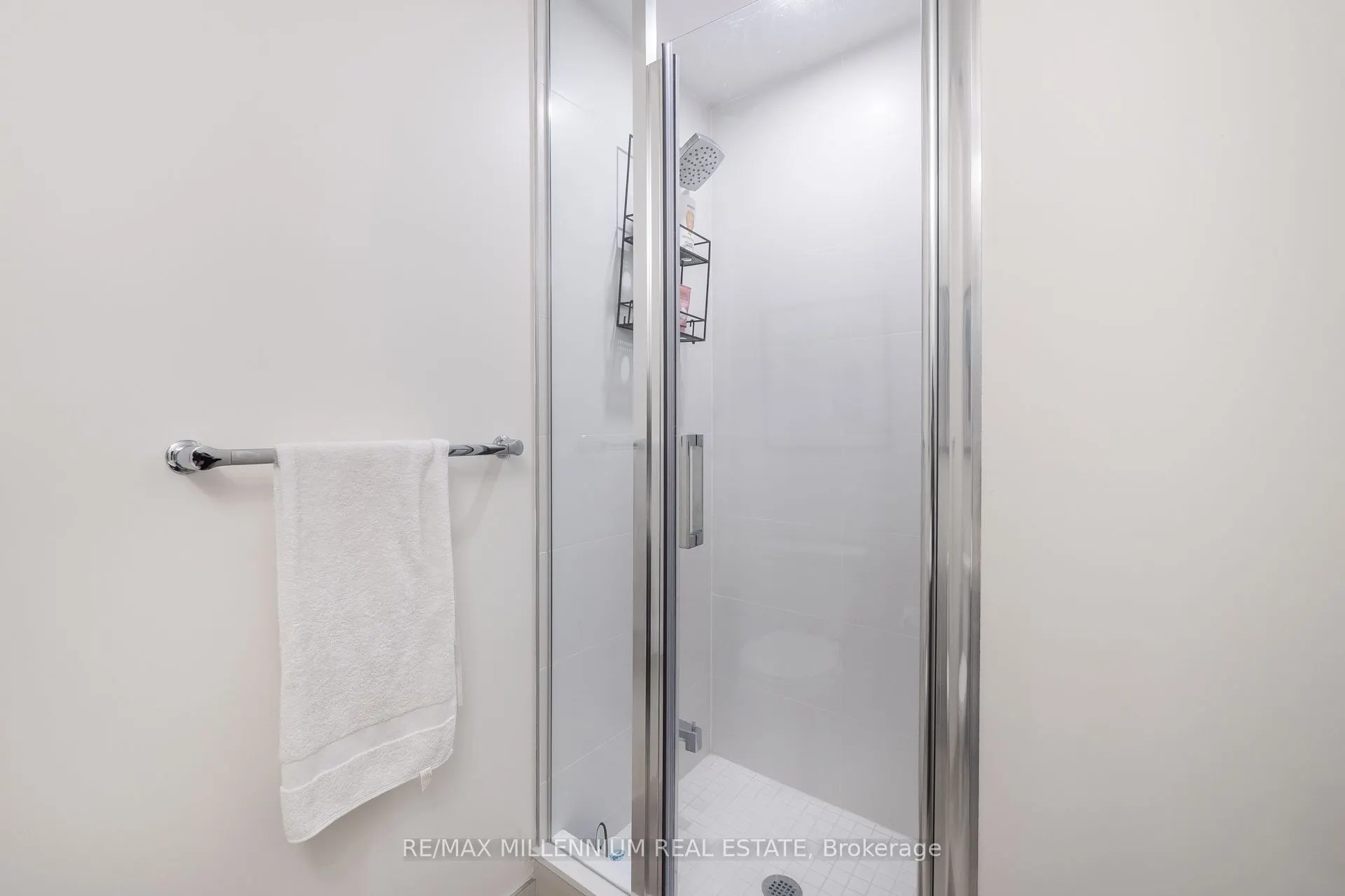 8 Nahani Way, #2921