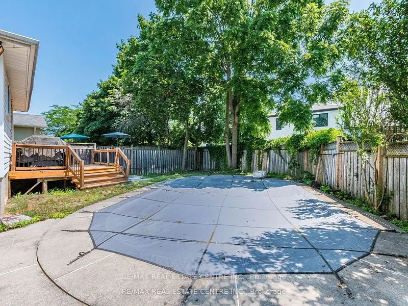 2406 Ventura Drive