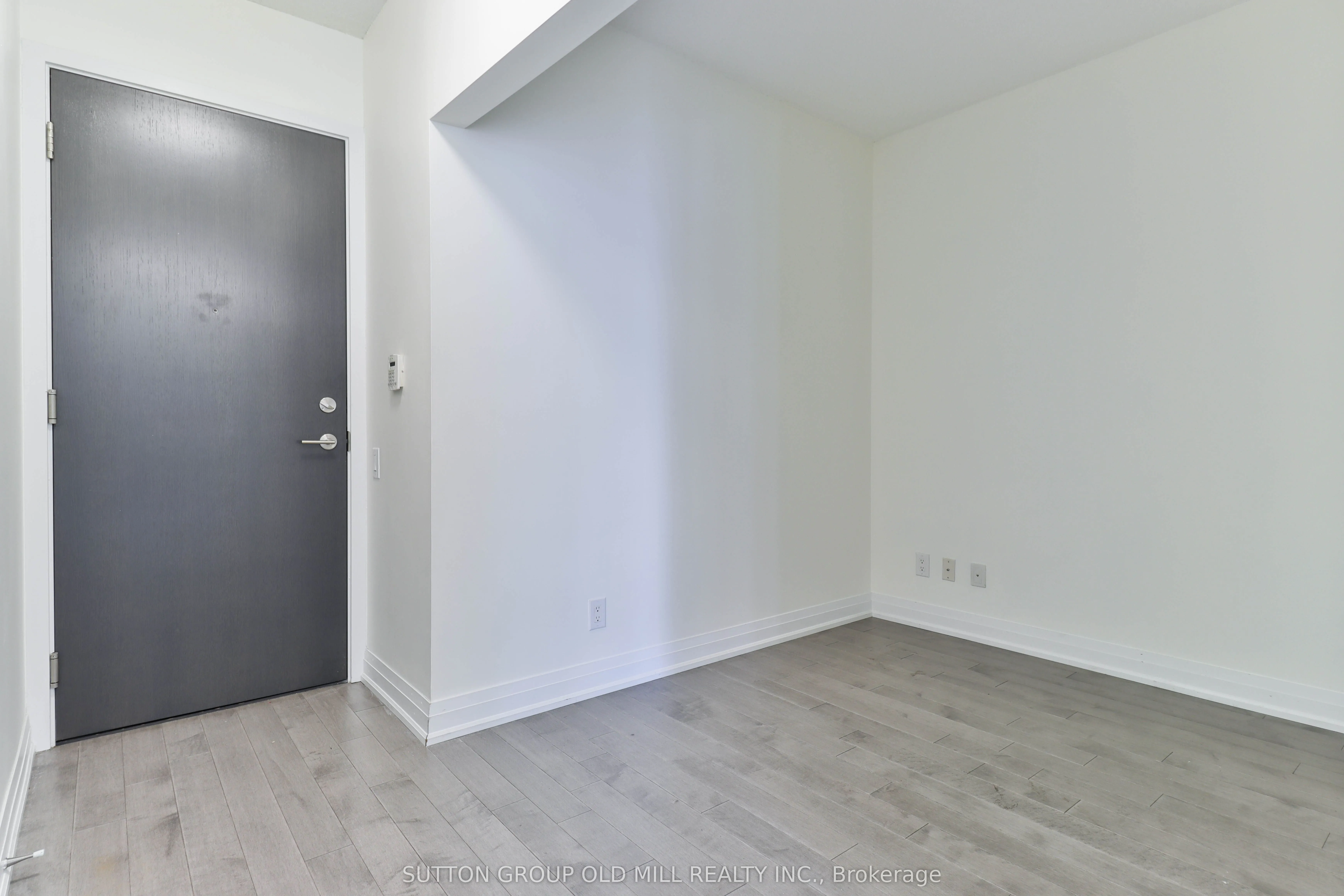 105 The Queensway, #1316