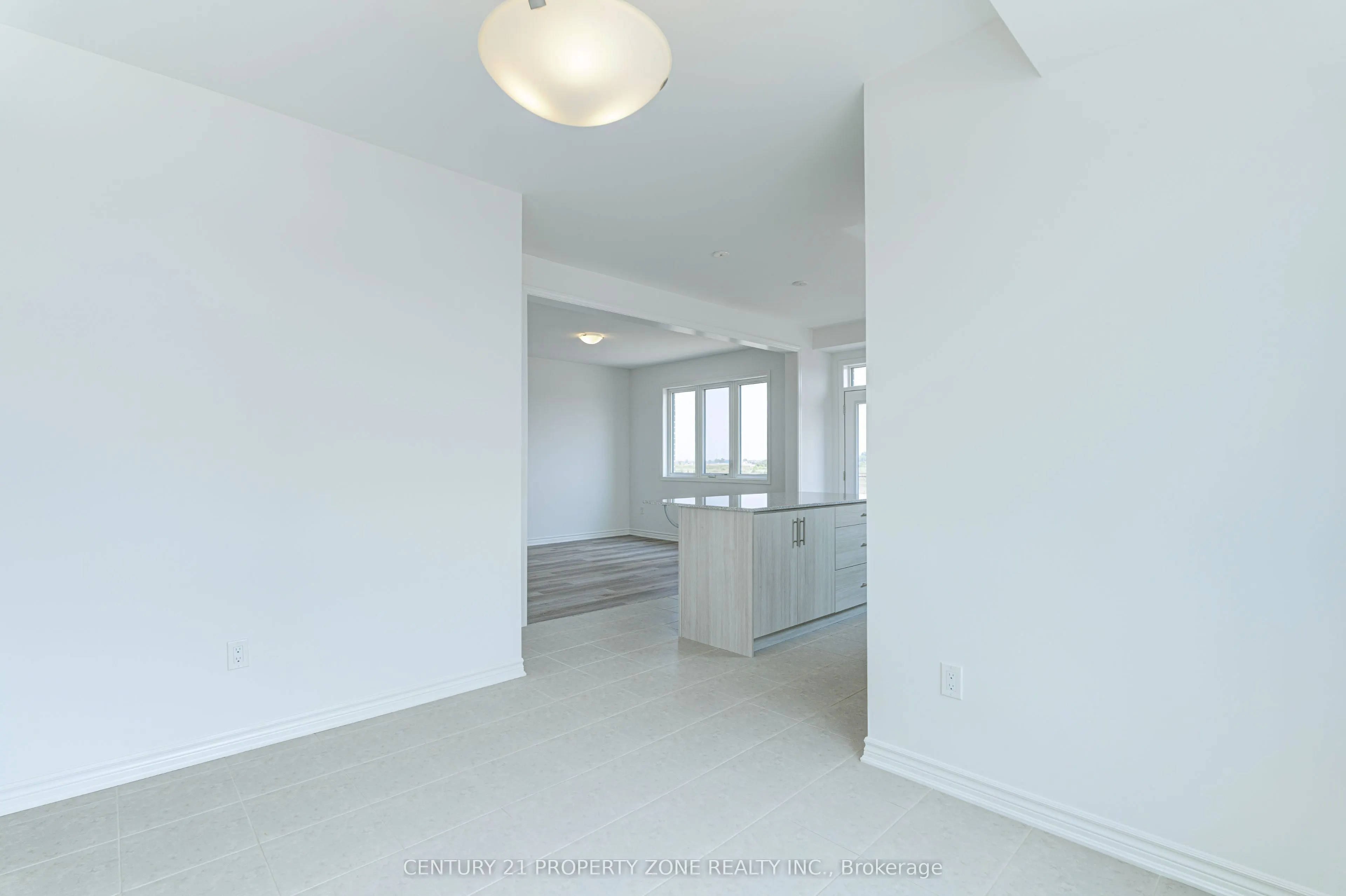 1475 RUTLAND CRES Crescent