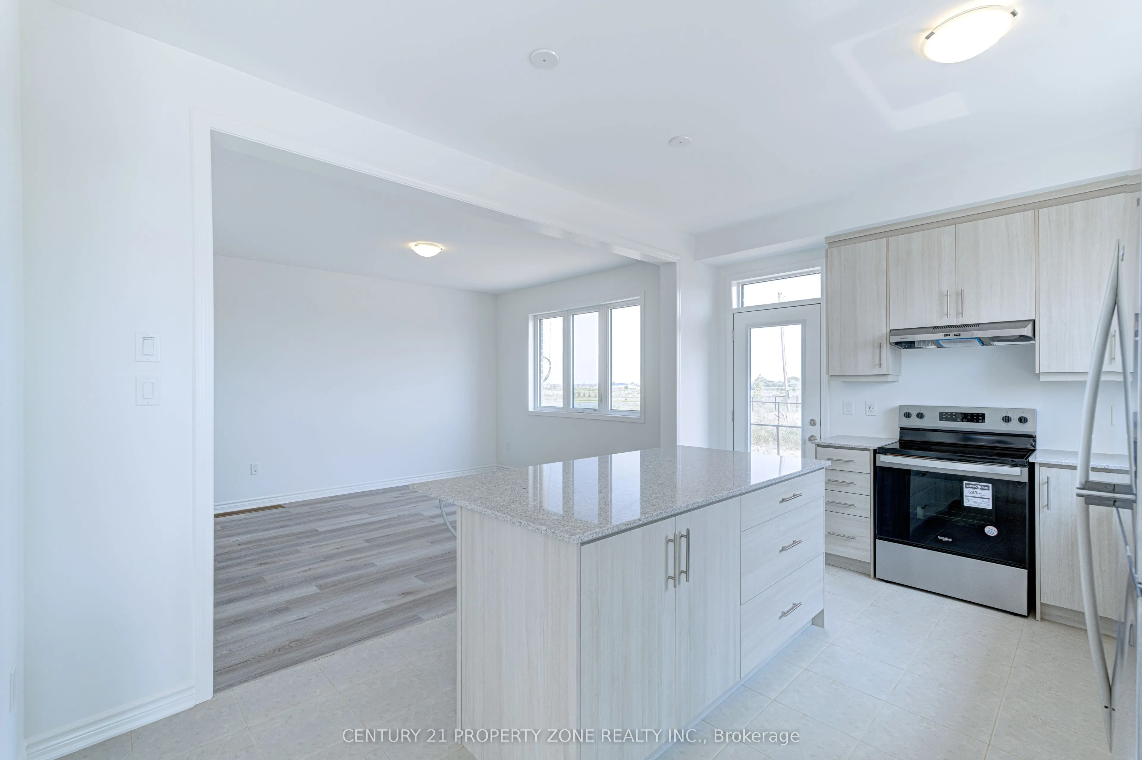 1475 RUTLAND CRES Crescent