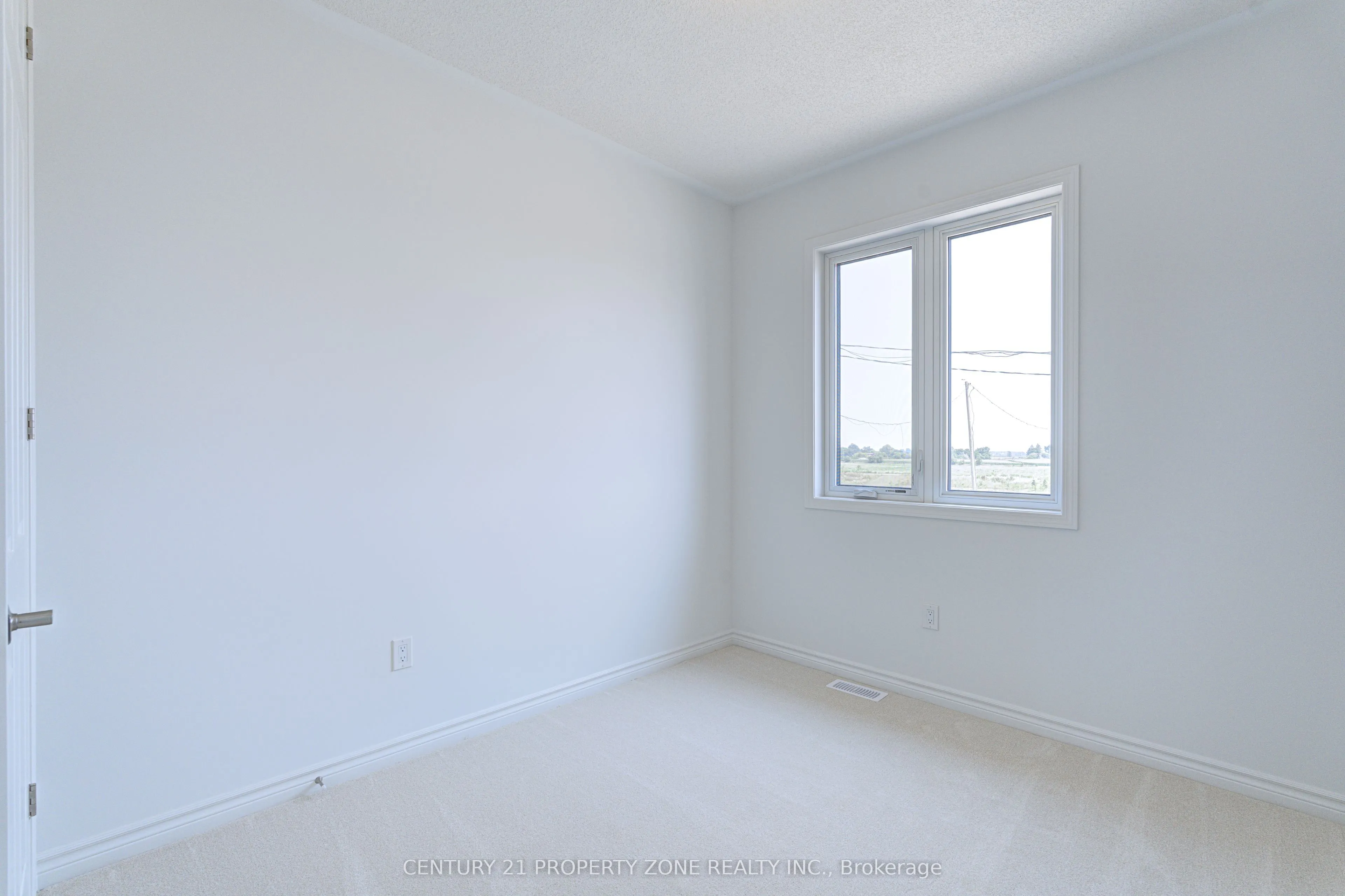 1475 RUTLAND CRES Crescent