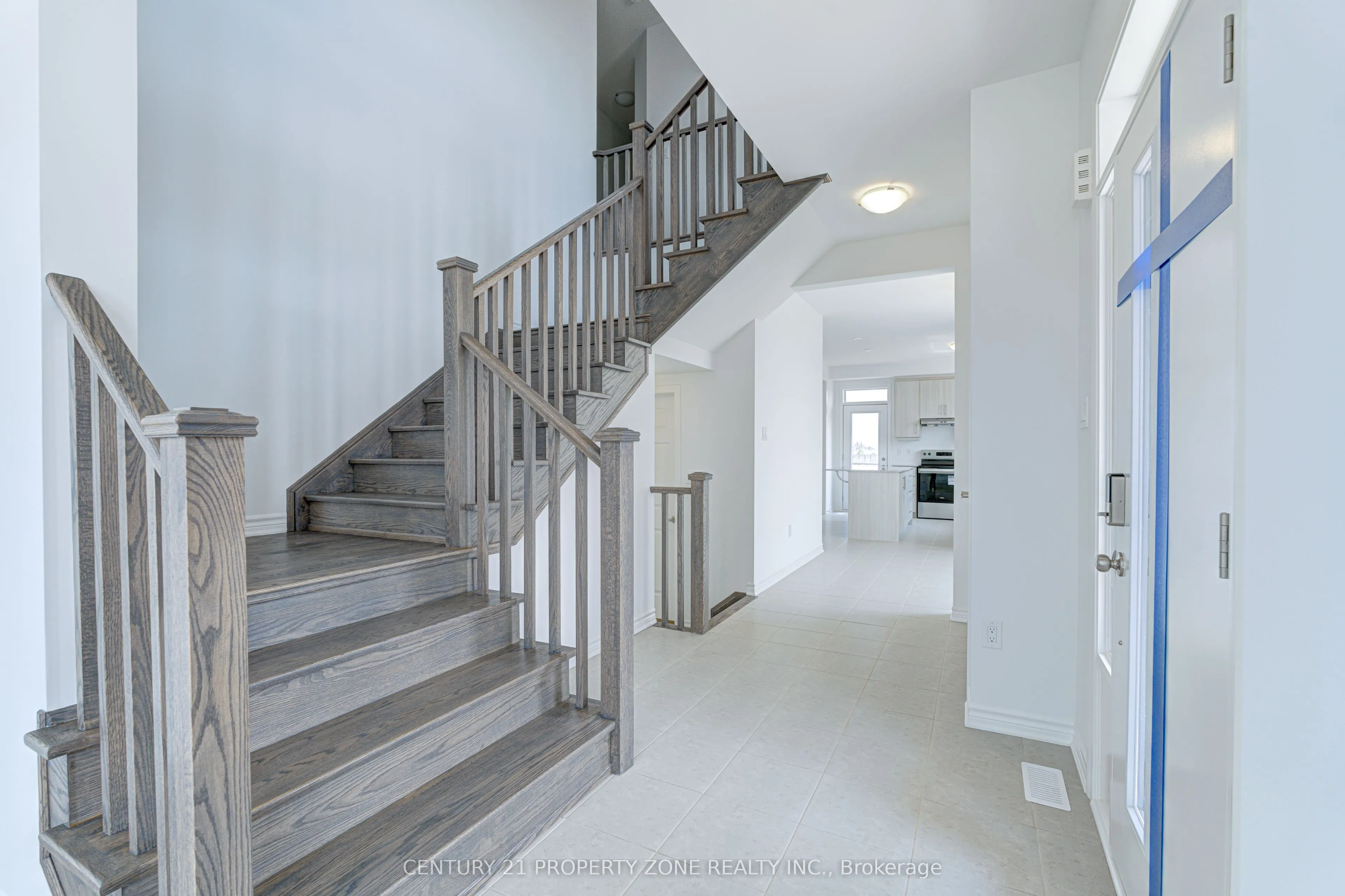 1475 RUTLAND CRES Crescent