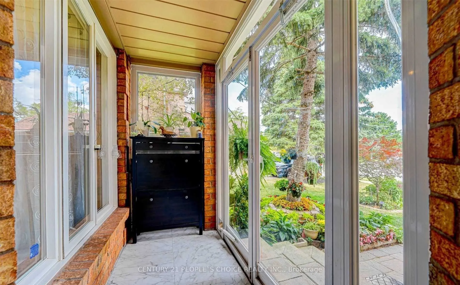 1162 Leewood Drive