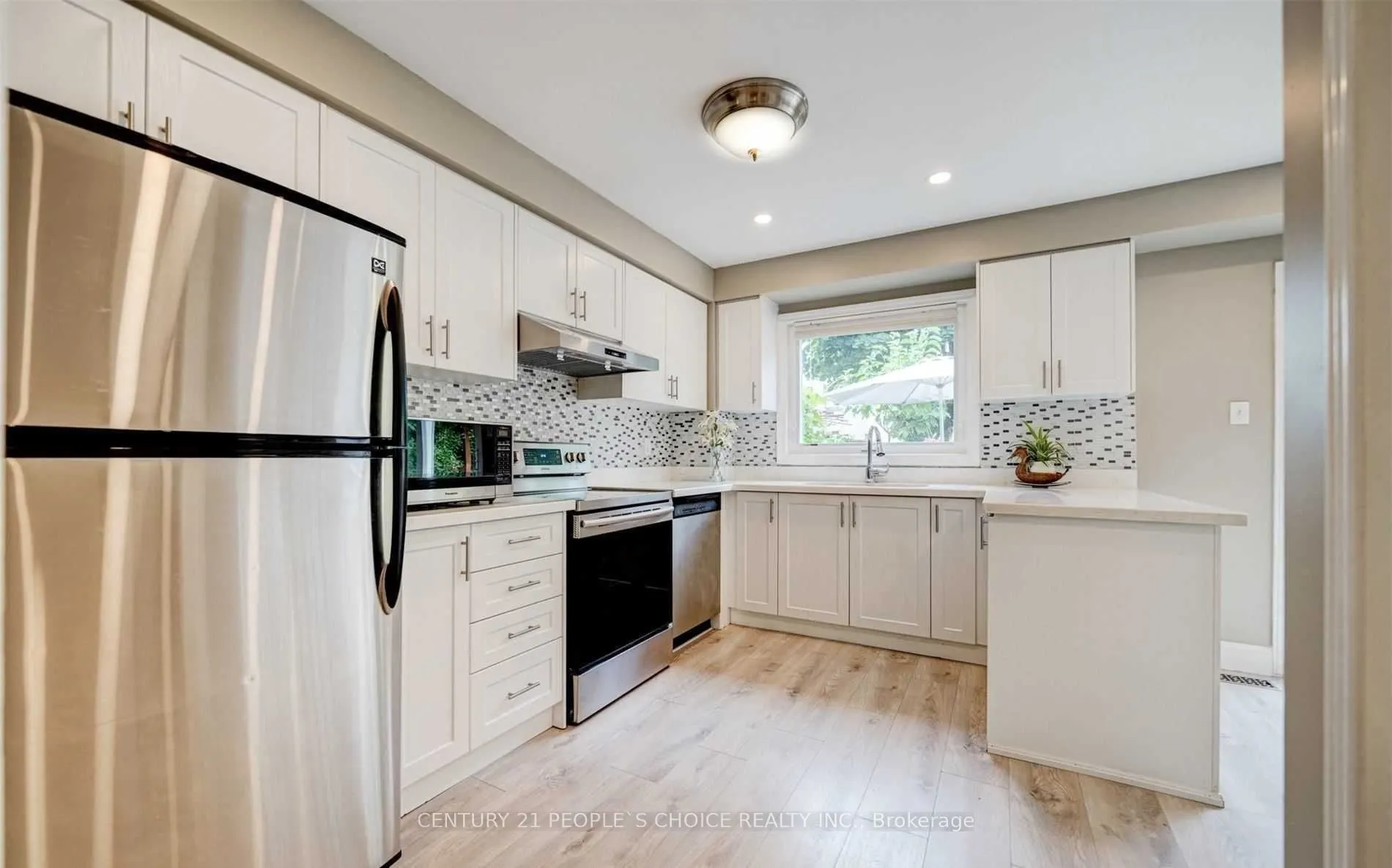 1162 Leewood Drive