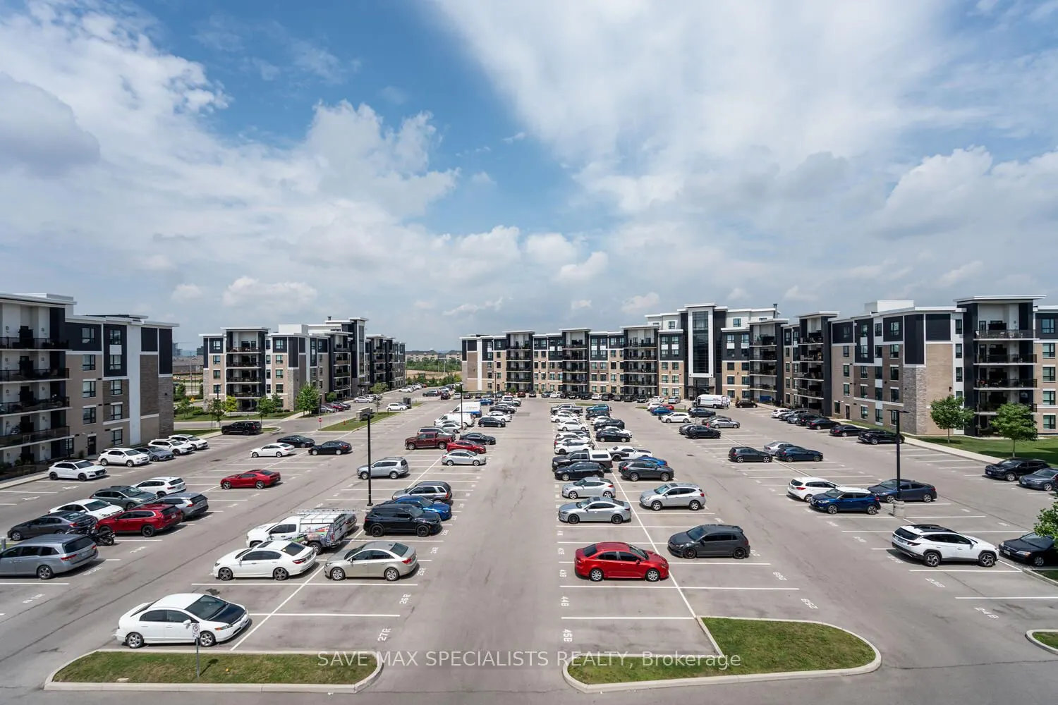 640 Sauve Street, #422