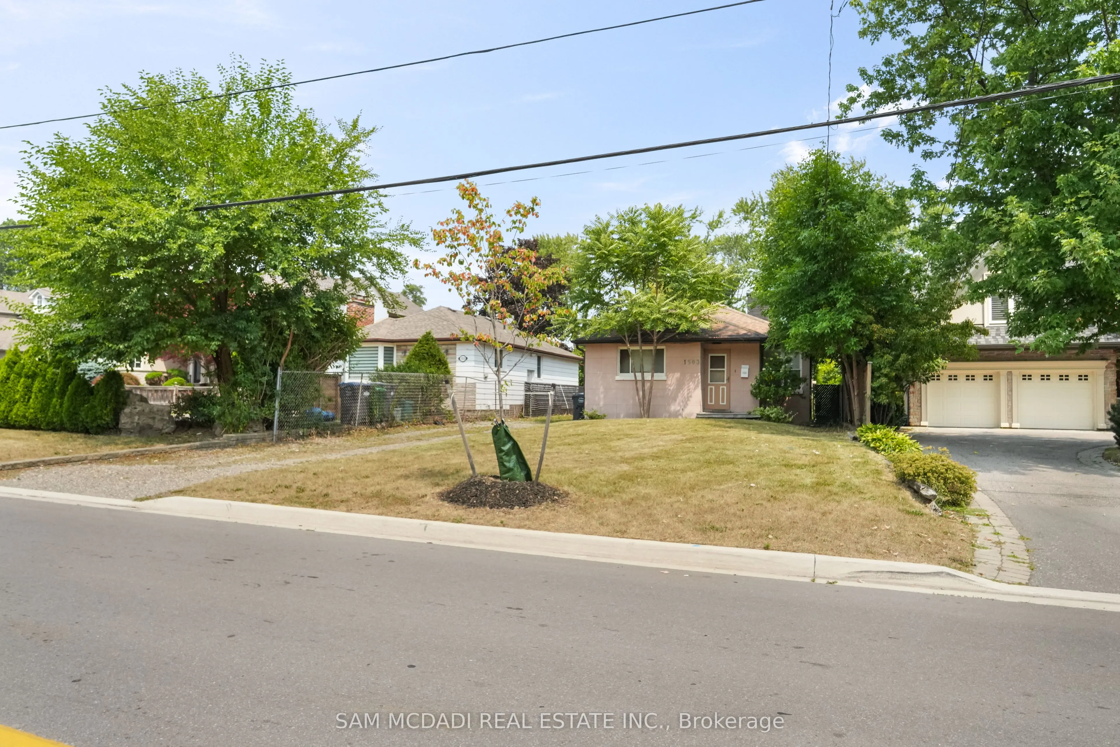 1503 Indian Grove