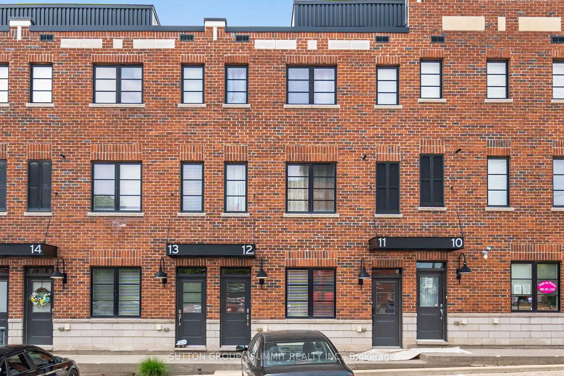 70 Plains Road W, #12