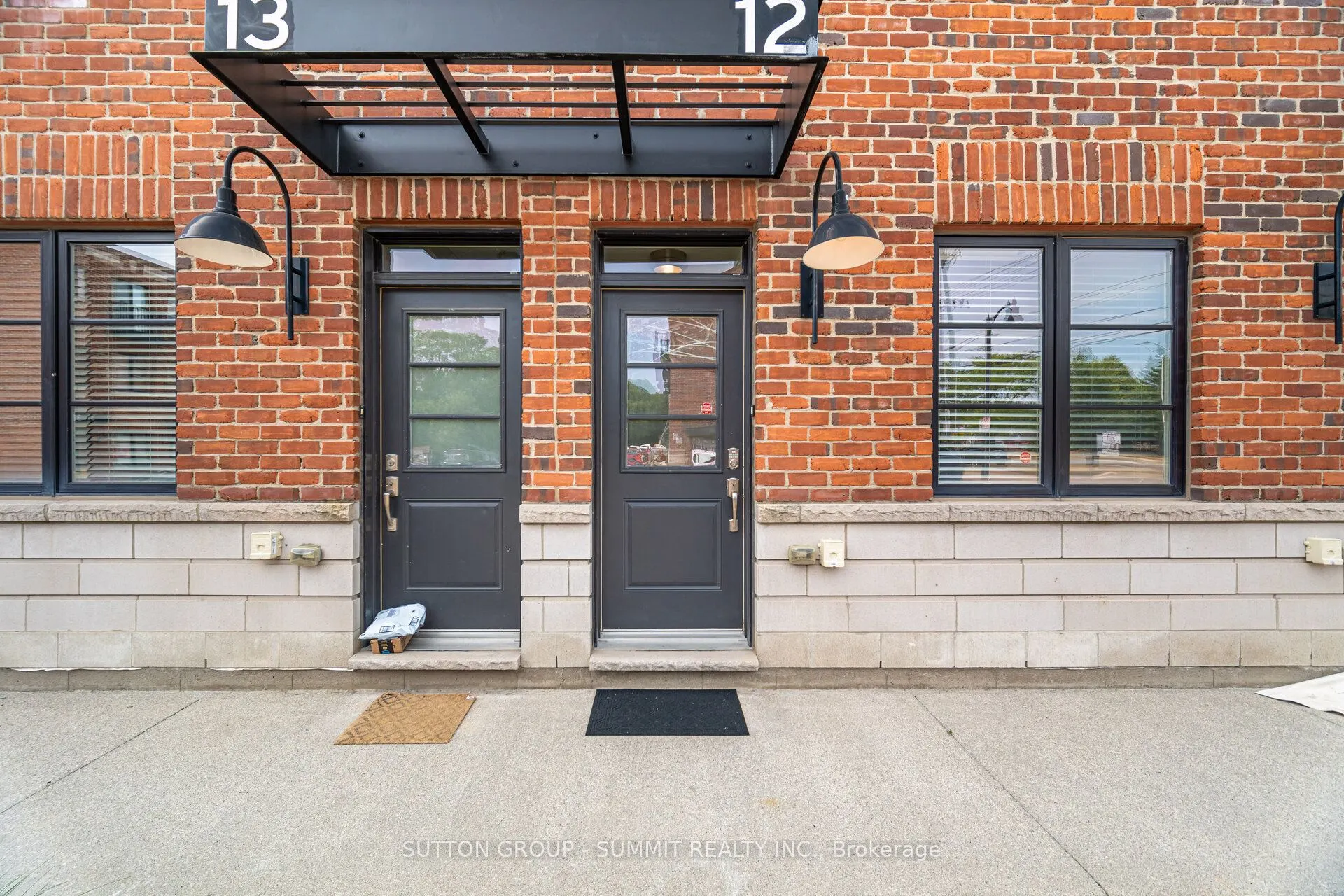 70 Plains Road W, #12