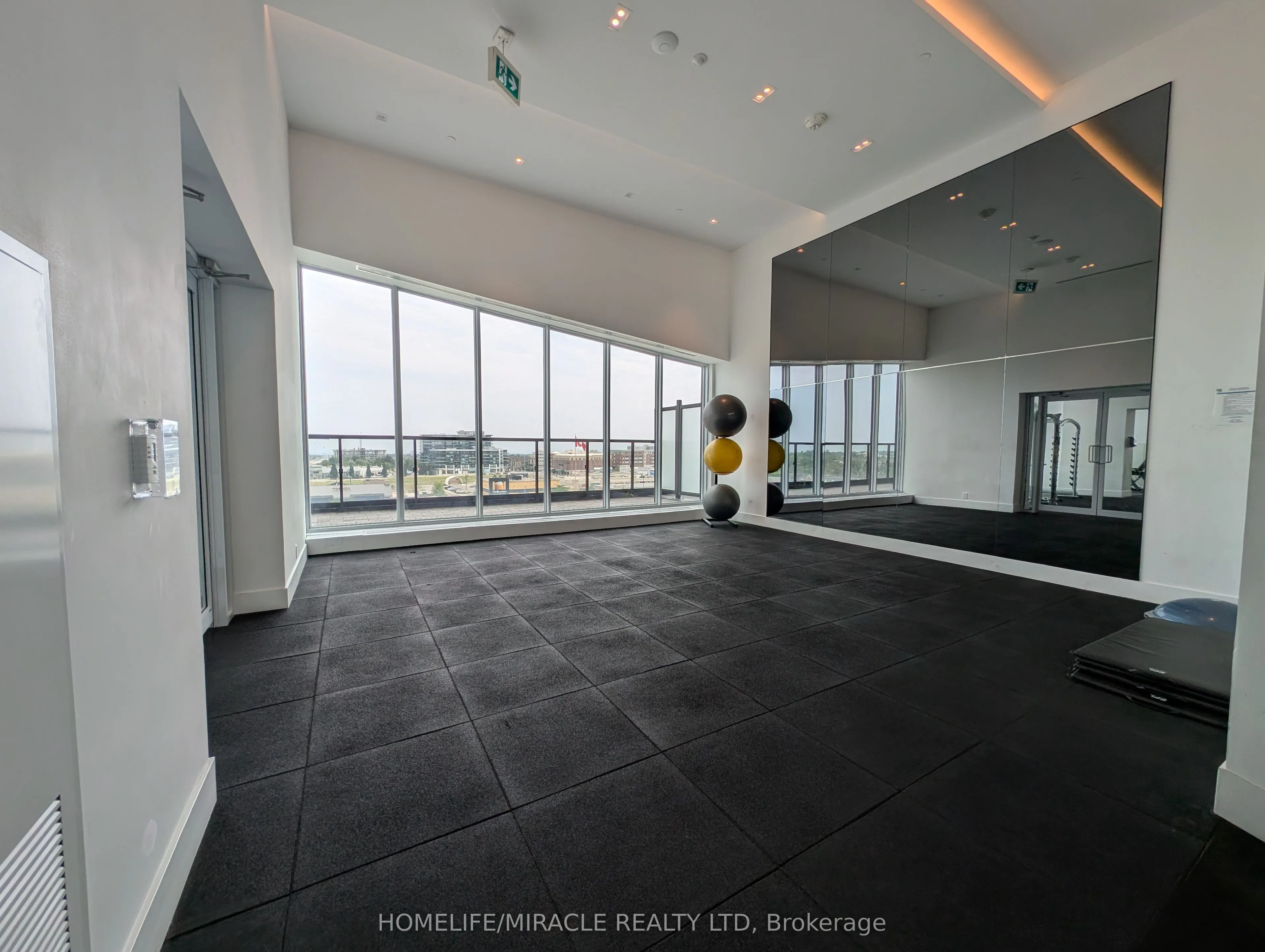 297 Oak Walk Drive, #310