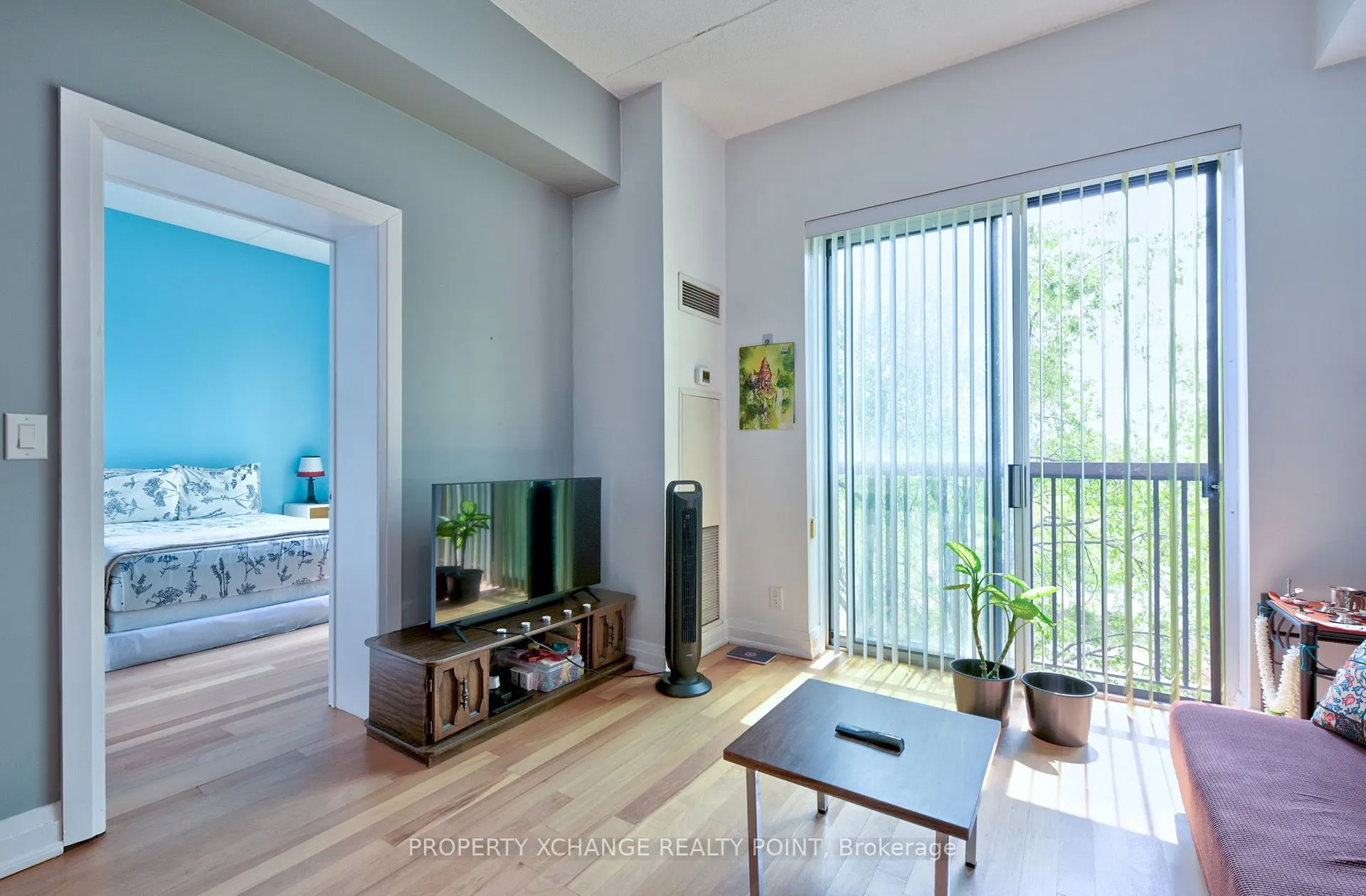 2737 keele Street, #213