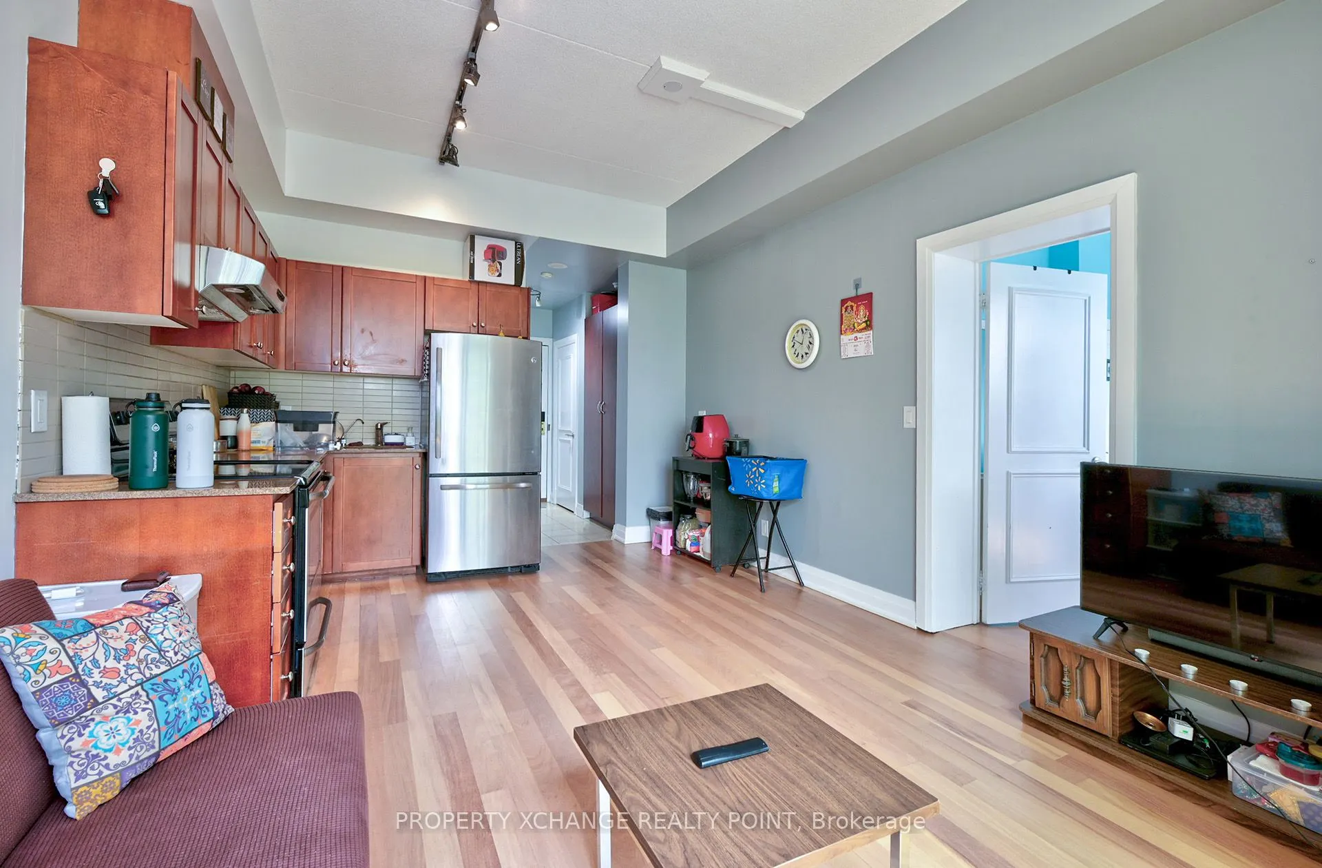 2737 keele Street, #213
