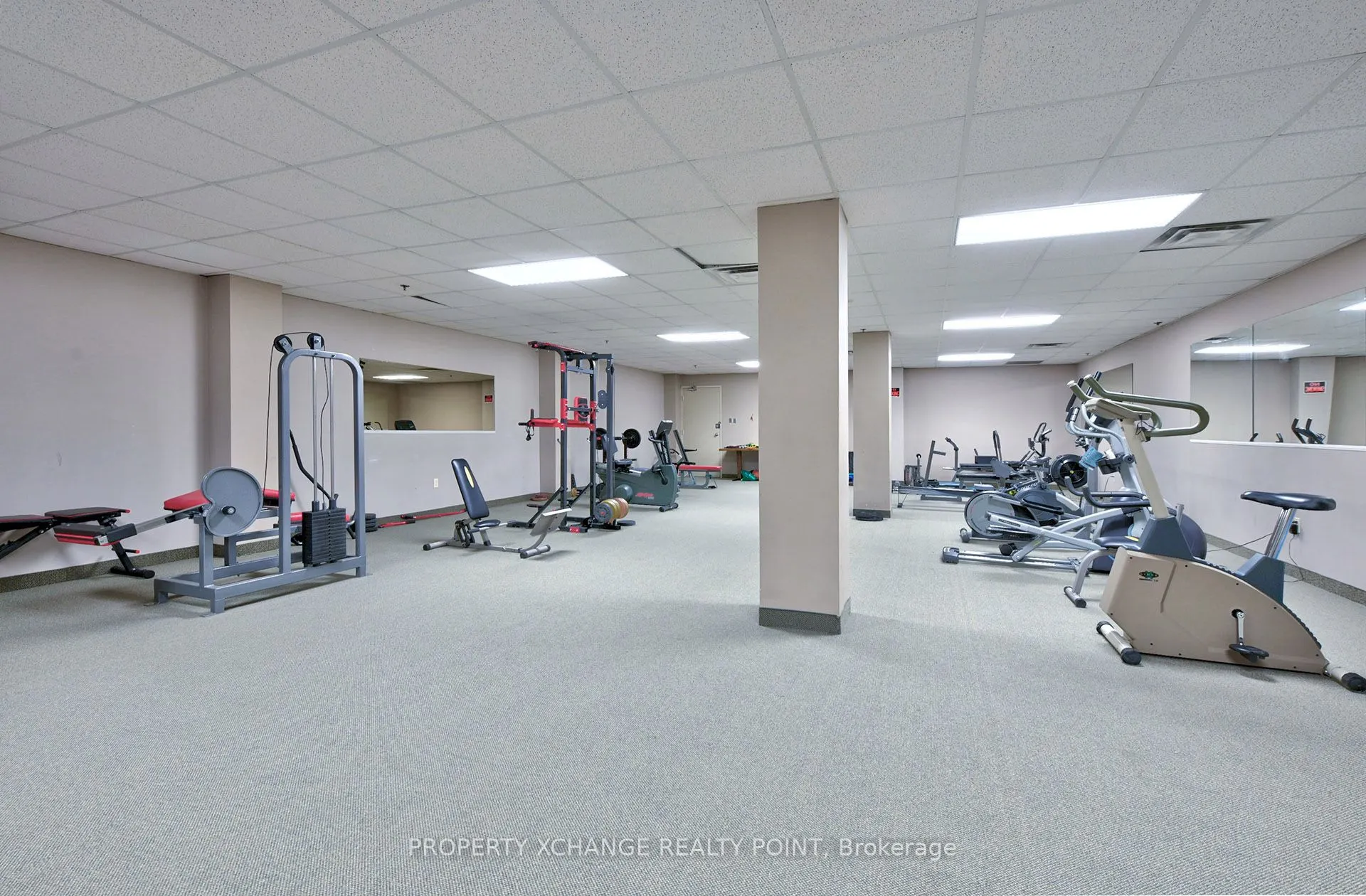 2737 keele Street, #213