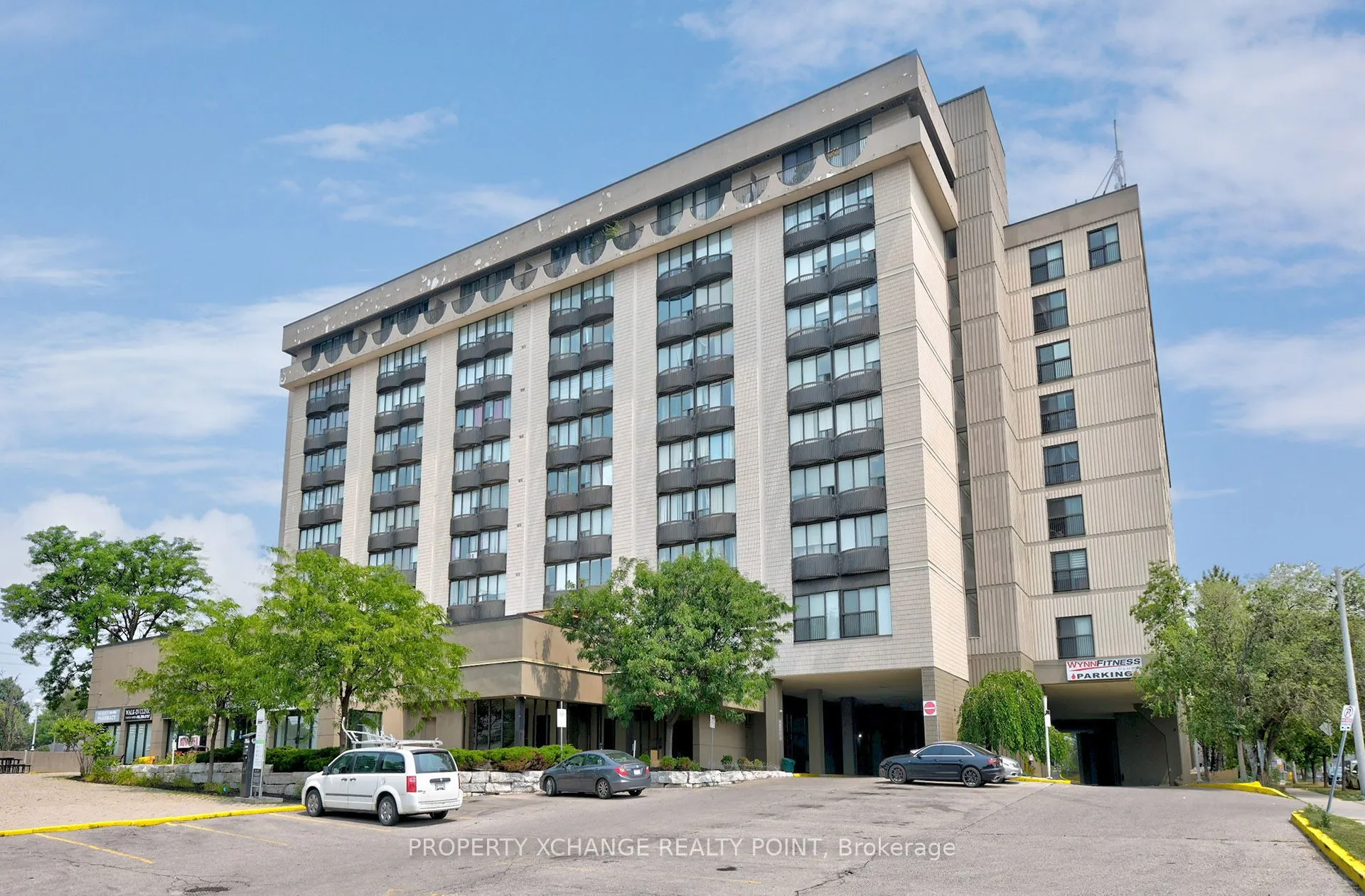 2737 keele Street, #213