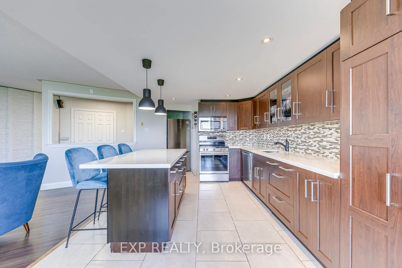 335 Mill Road NE, #1103