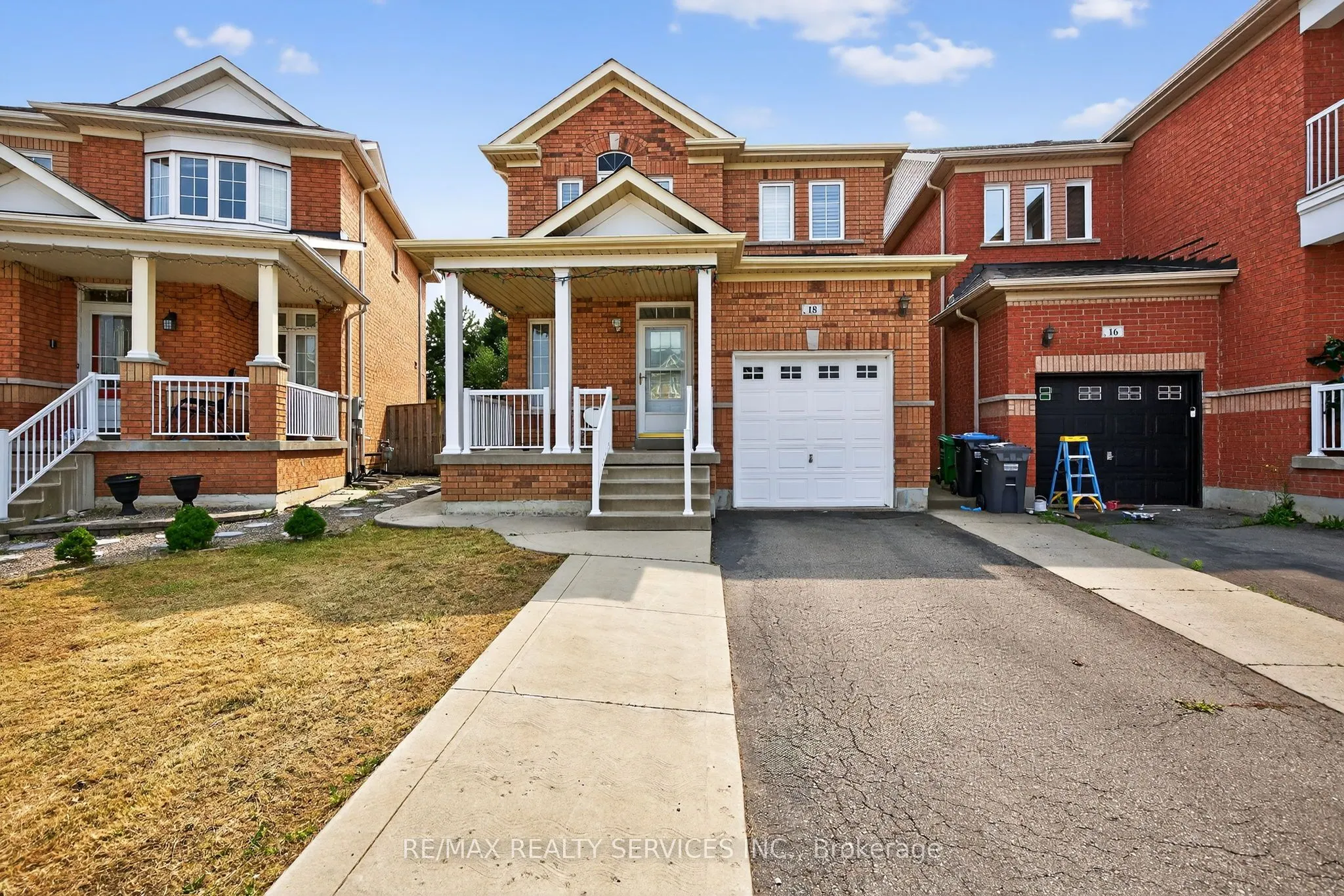 18 Fishing Crescent