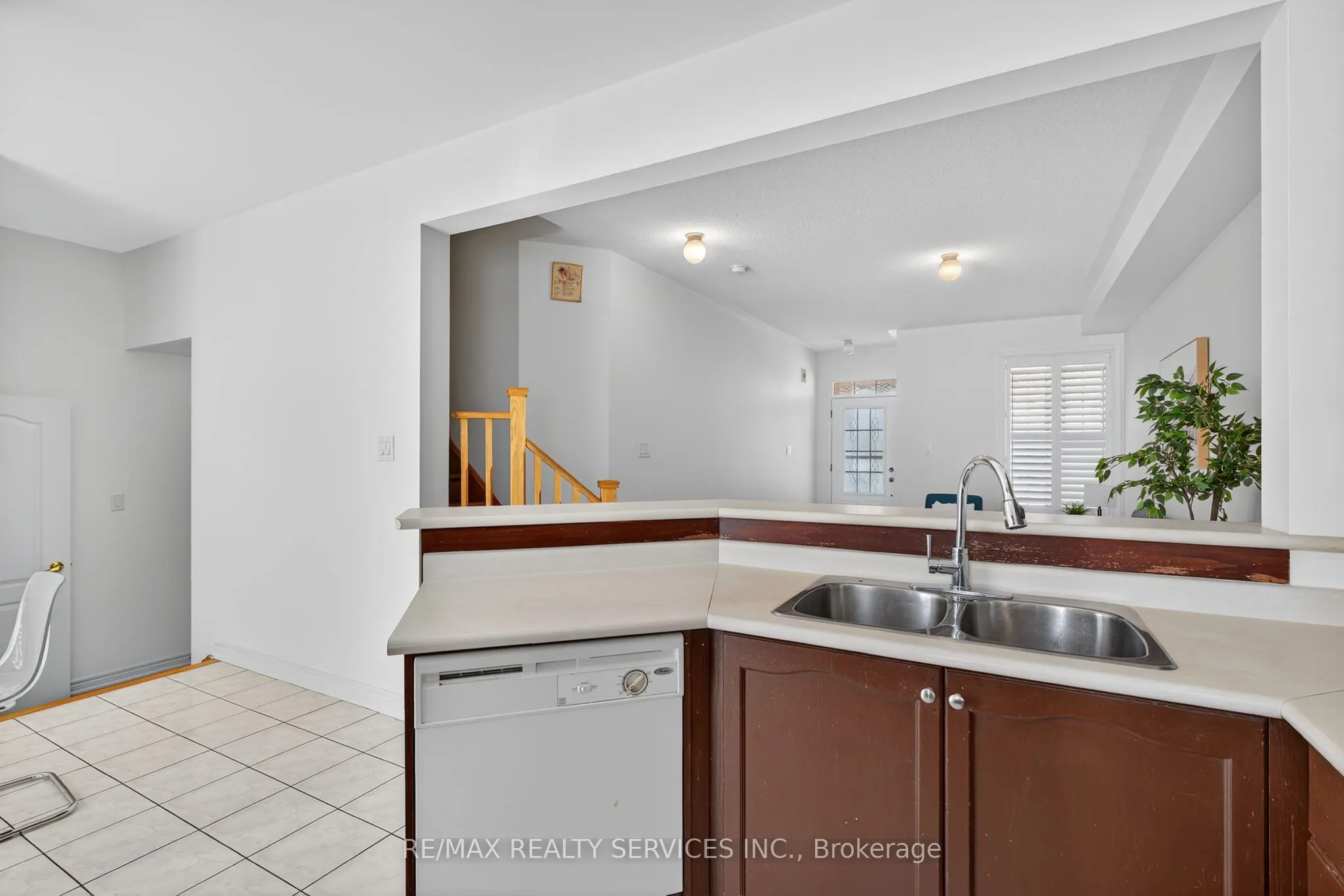 18 Fishing Crescent