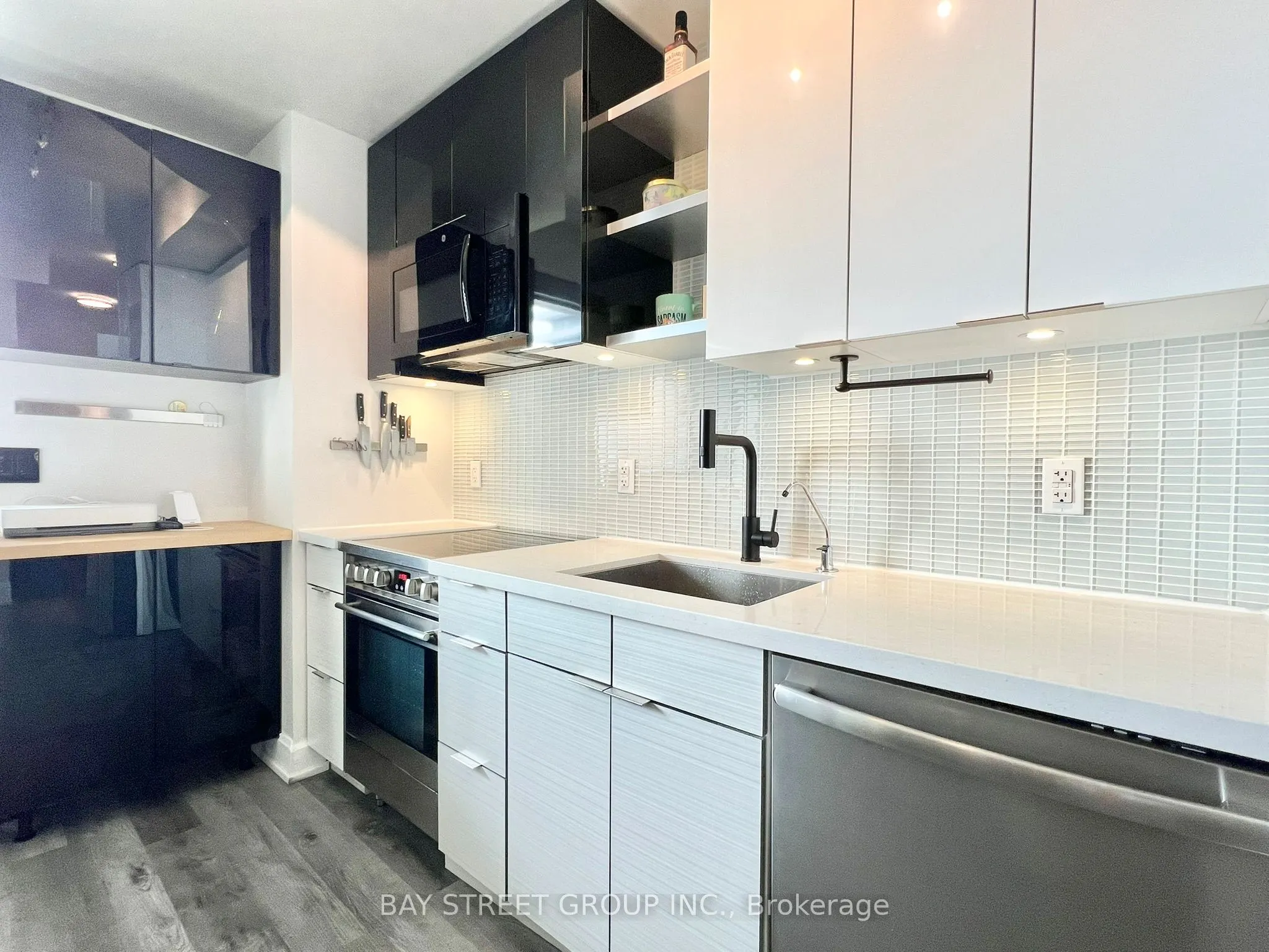 33 Shore Breeze Drive, #3101