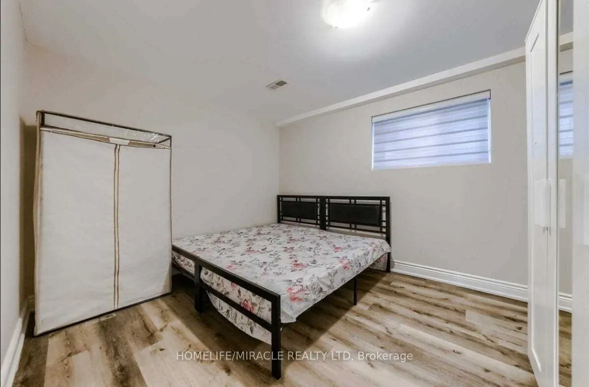12 Valleypark Crescent, #Basement,