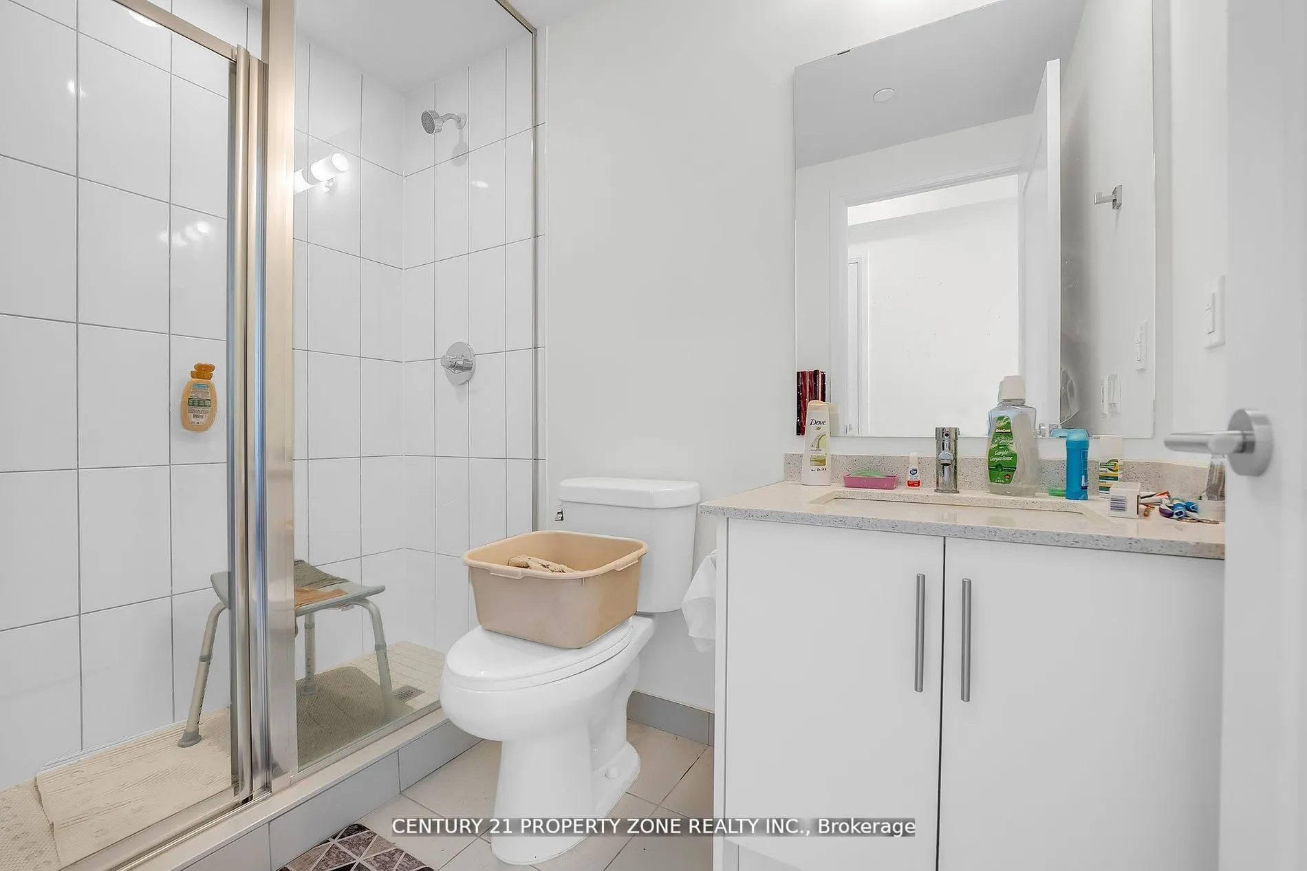 509 Dundas Street, #417
