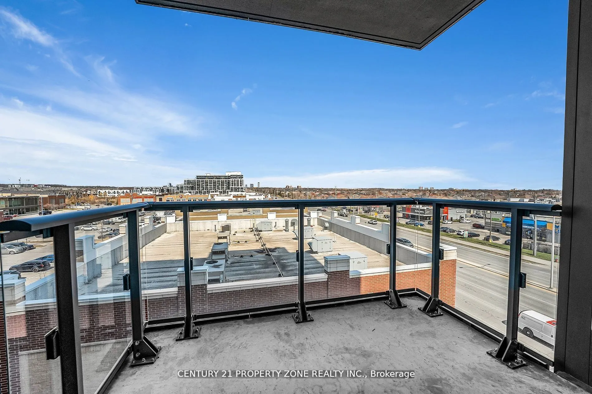 509 Dundas Street, #417
