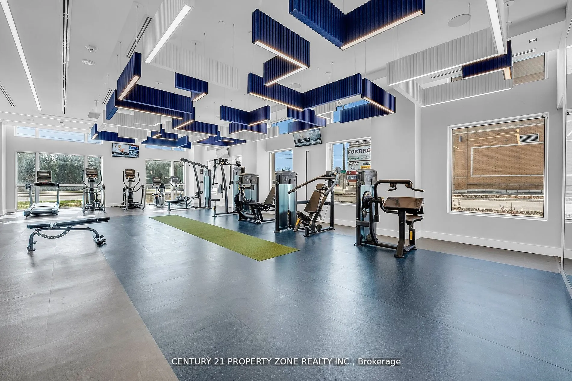 509 Dundas Street, #417